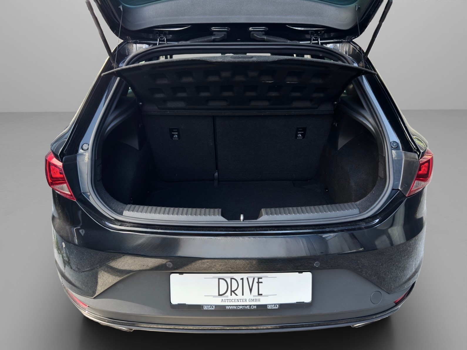 SEAT Leon 2.0 TSI Cupra 280 DSG-image-11