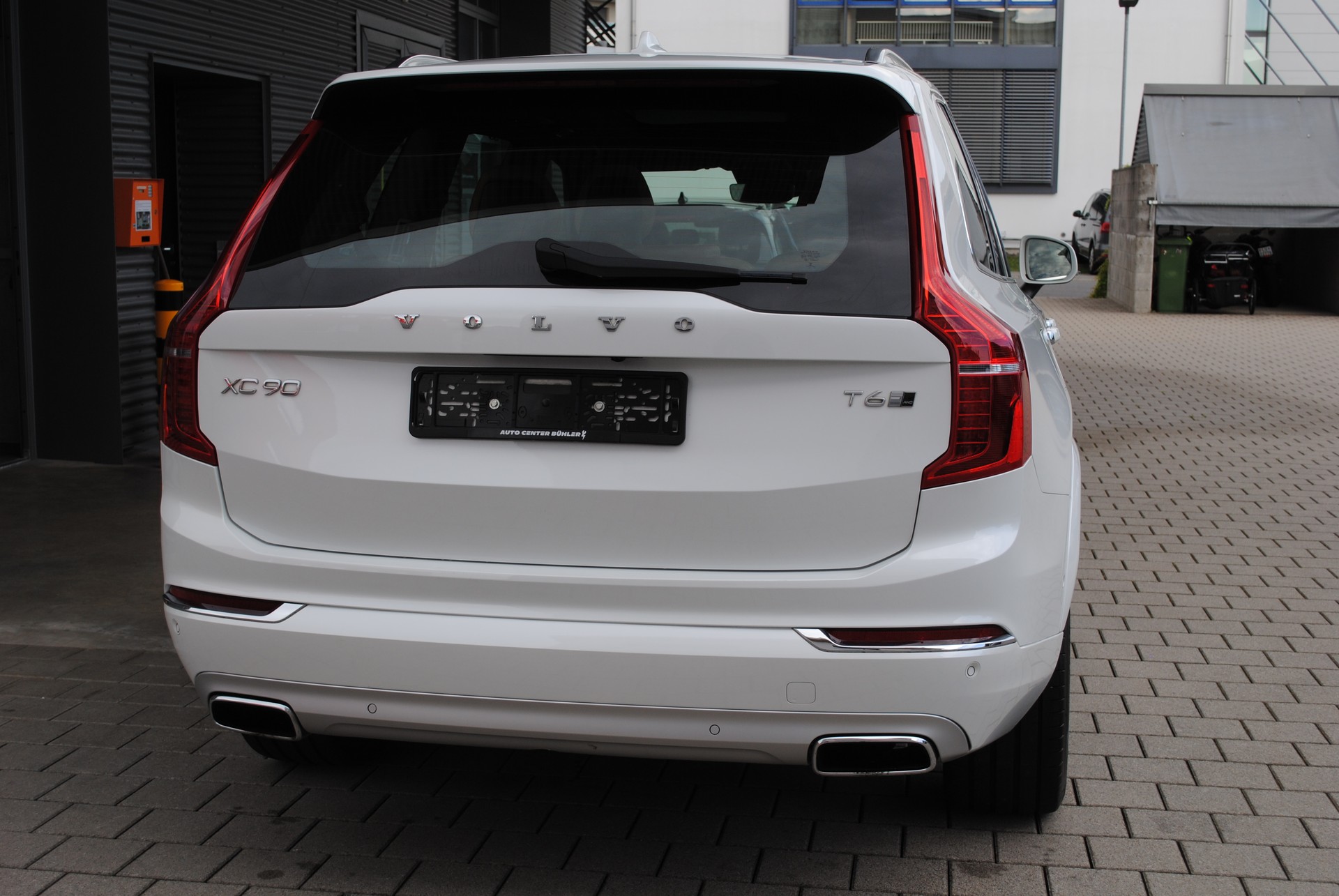 VOLVO XC90 T6 AWD Inscription Geartronic-image-4