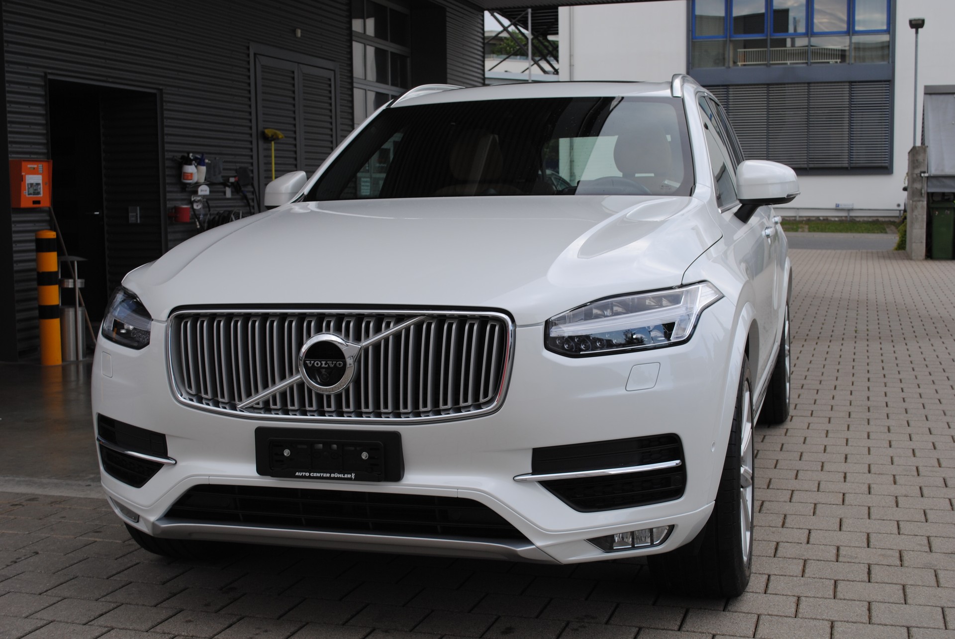 VOLVO XC90 T6 AWD Inscription Geartronic-image-1