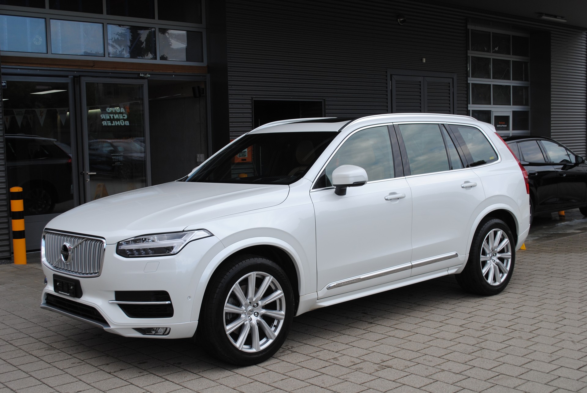 VOLVO XC90 T6 AWD Inscription Geartronic-image-2