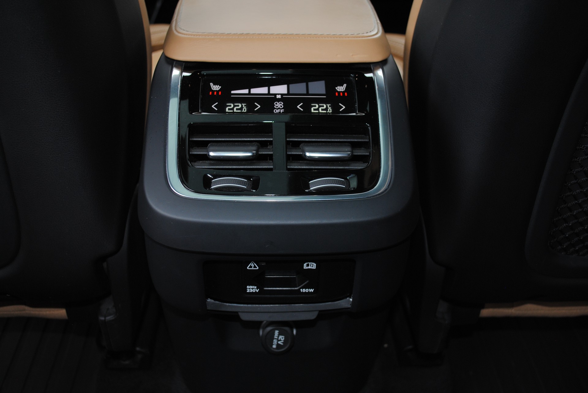 VOLVO XC90 T6 AWD Inscription Geartronic-image-14