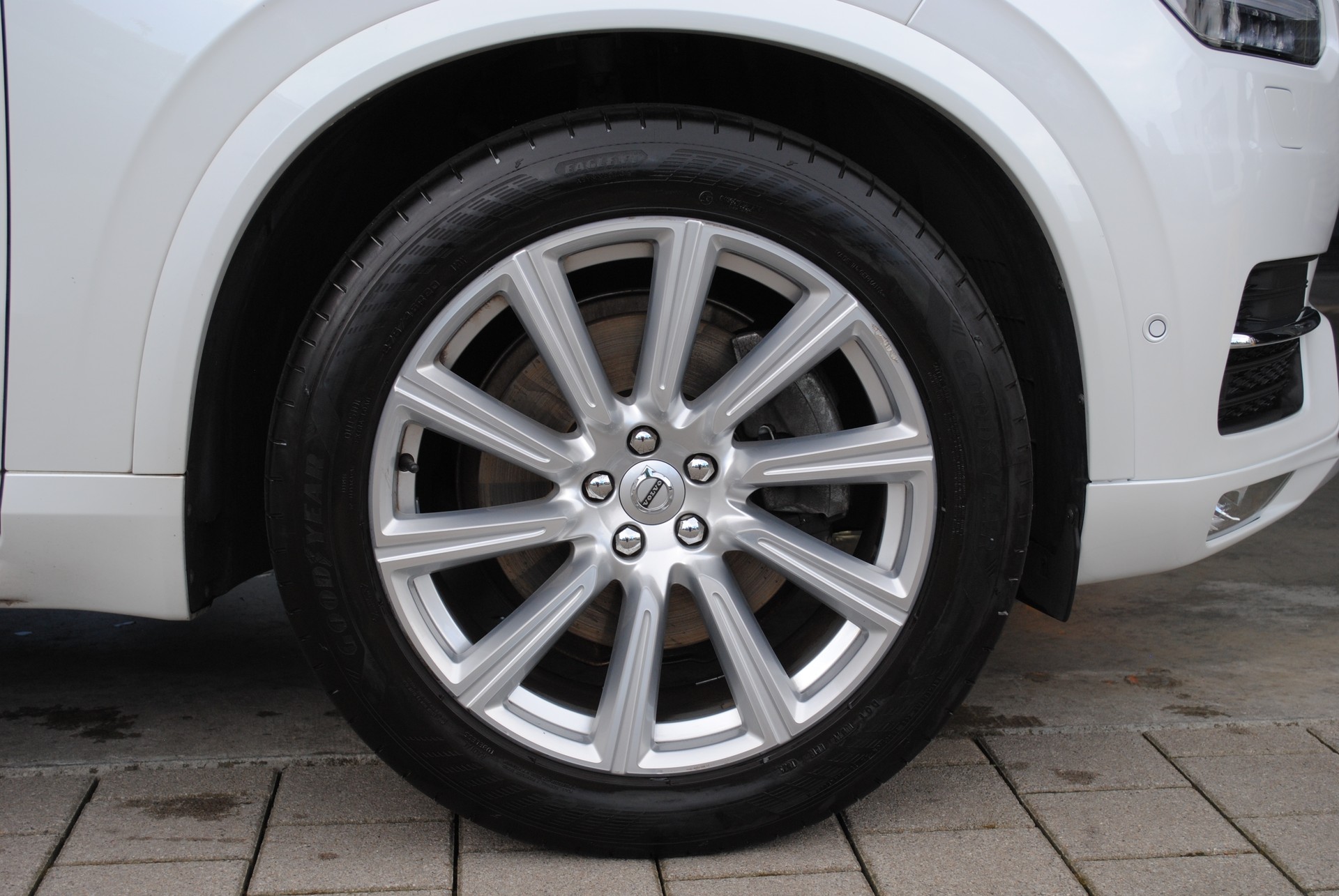 VOLVO XC90 T6 AWD Inscription Geartronic-image-8
