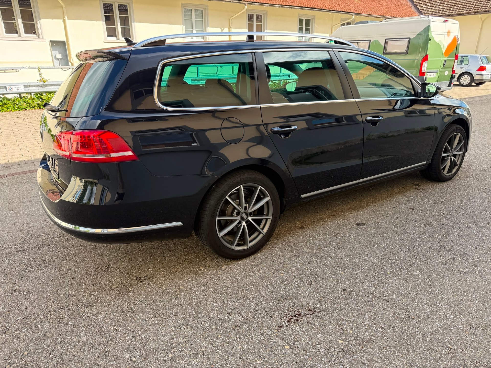 VW Passat Variant 2.0 BlueTDI Trendline DSG-image-7