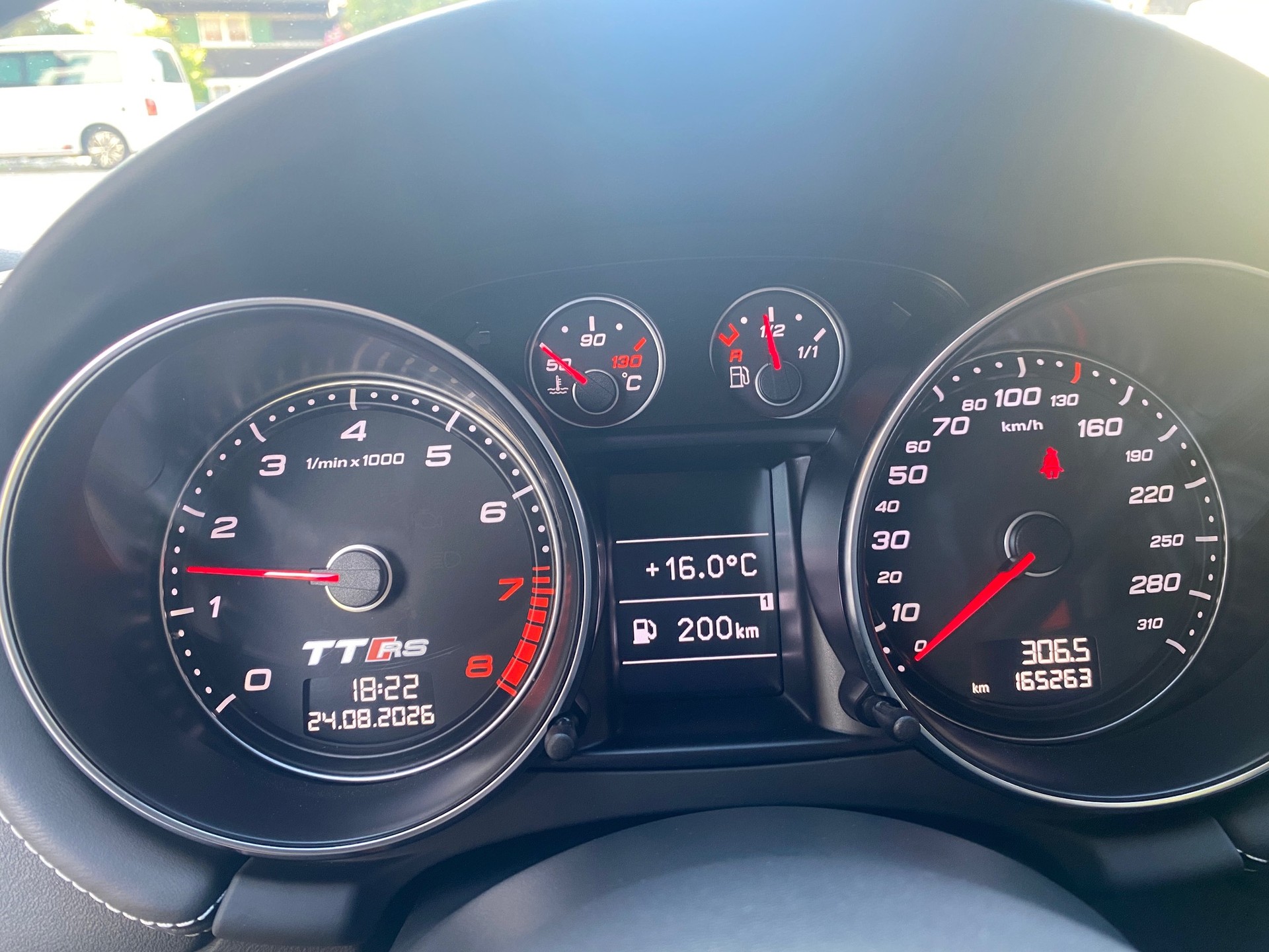 AUDI TT RS Roadster 2.5 TFSI quattro-image-9