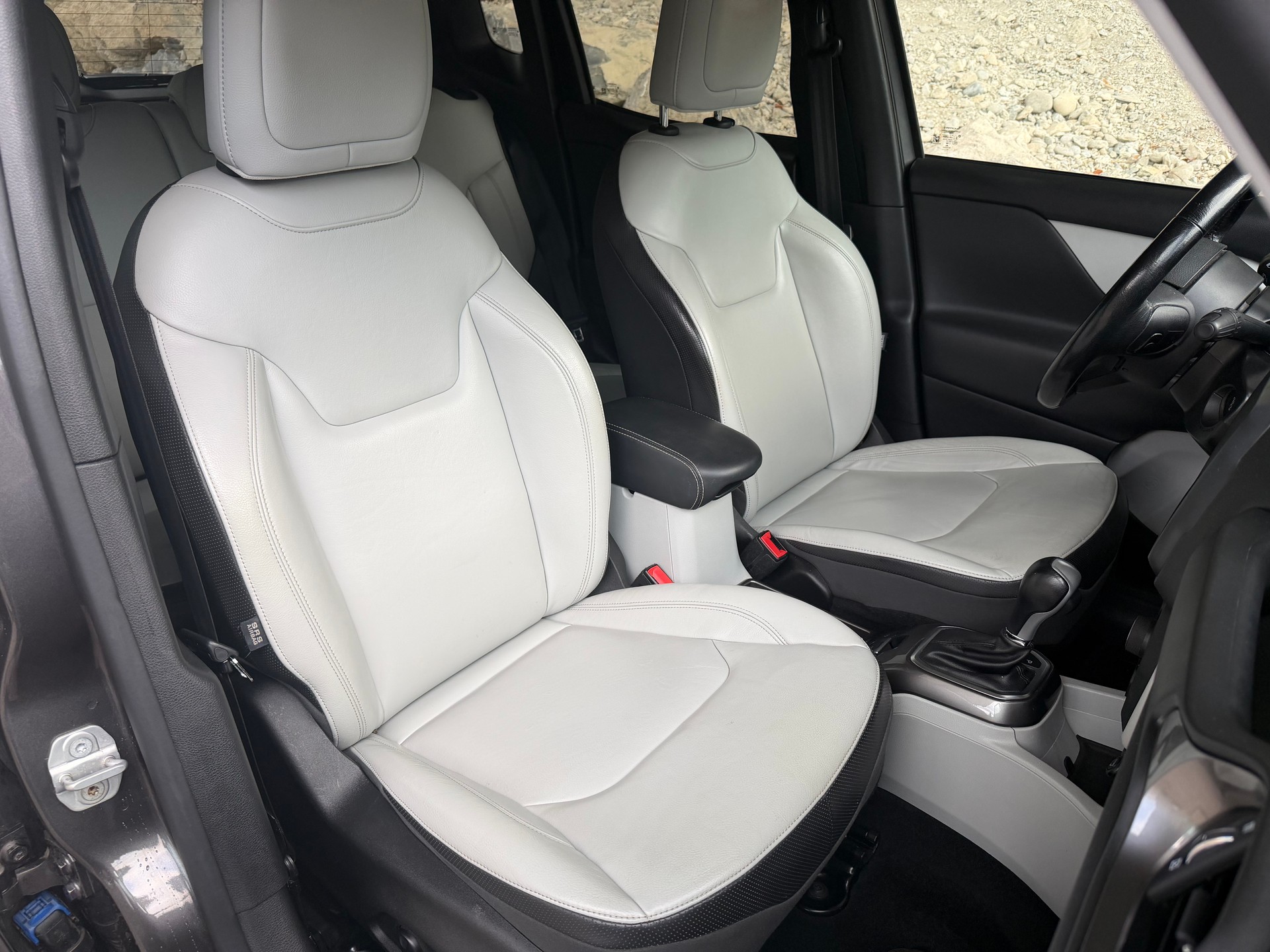 JEEP Renegade 2.0 CRD Limited AWD 9ATX-image-9