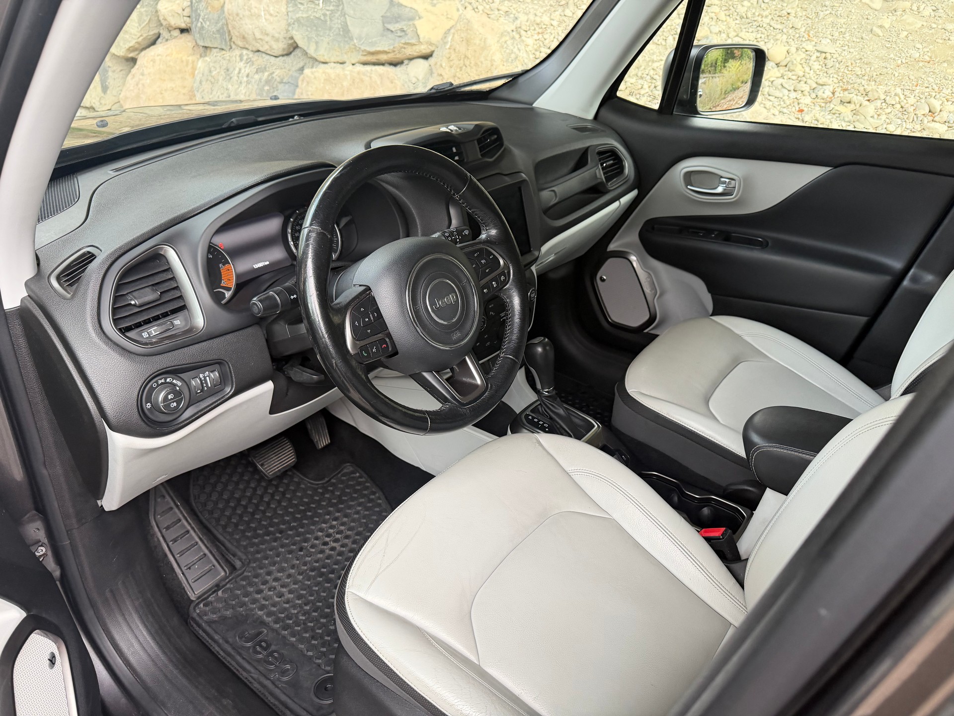 JEEP Renegade 2.0 CRD Limited AWD 9ATX-image-6