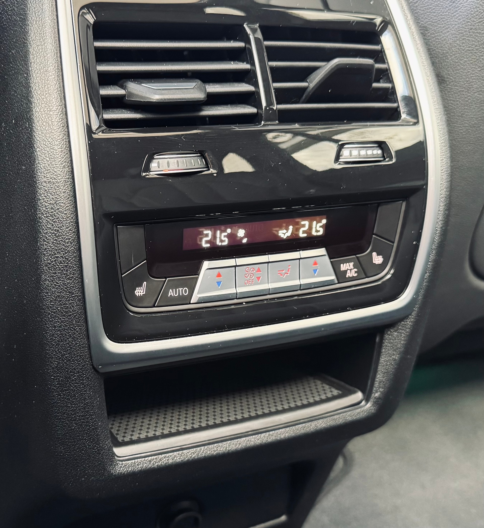 BMW X5 xDrive 48V 40i M Sport Steptronic-image-11