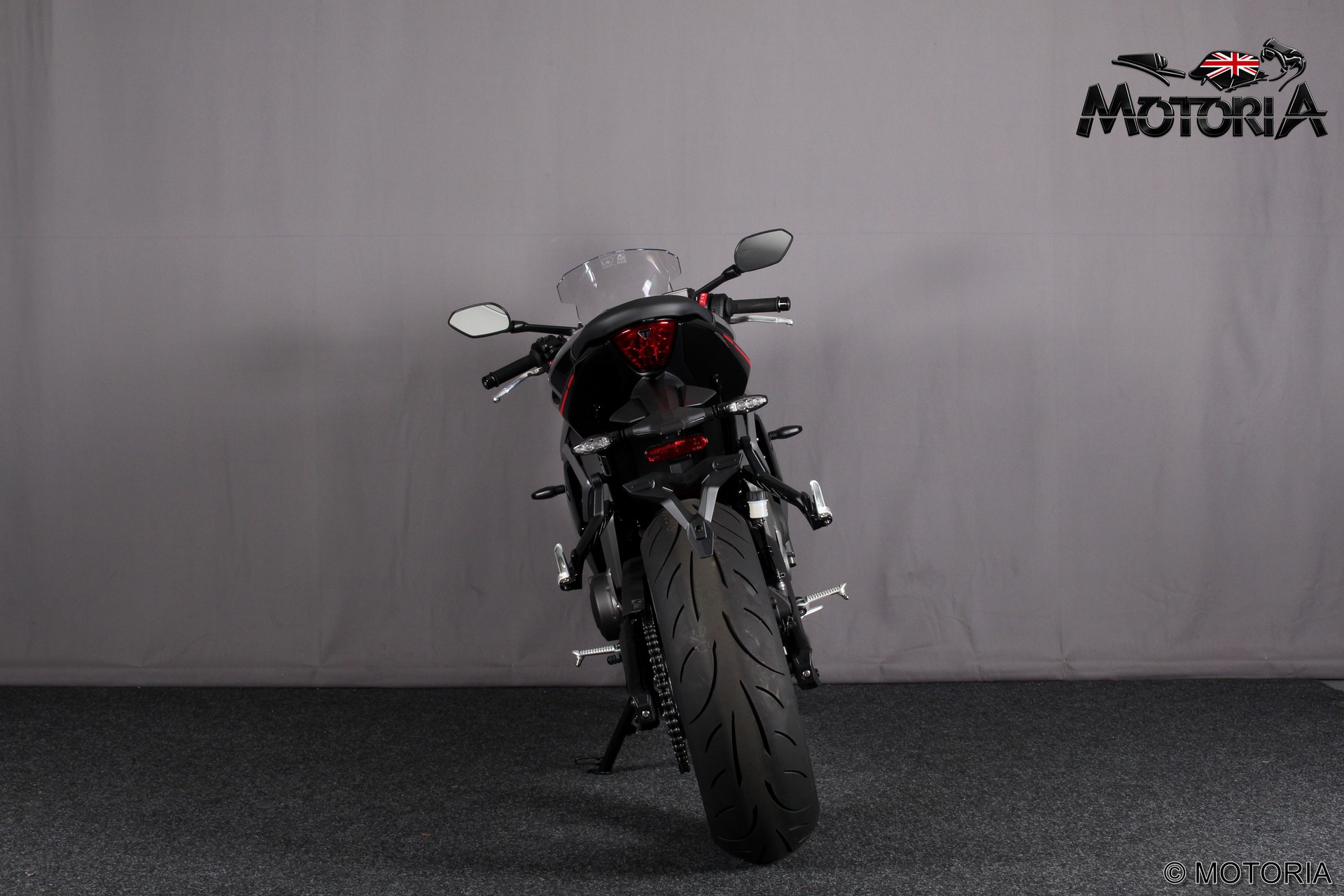 TRIUMPH Daytona 660 (35kW möglich)-showroom-element-3