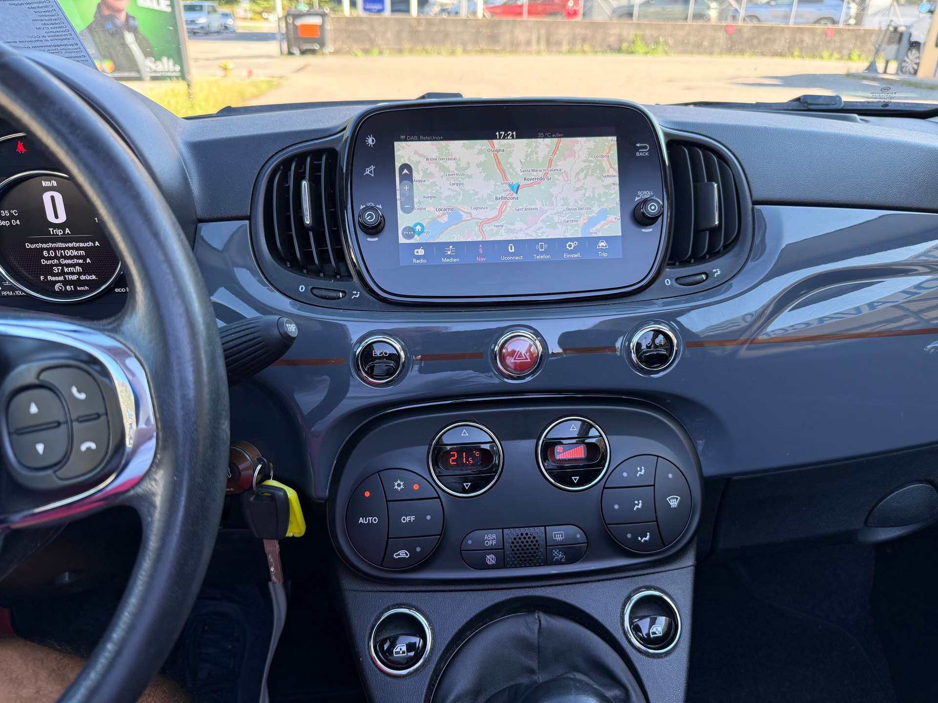 FIAT 500C 0.9 Twinair Rockstar-image-6