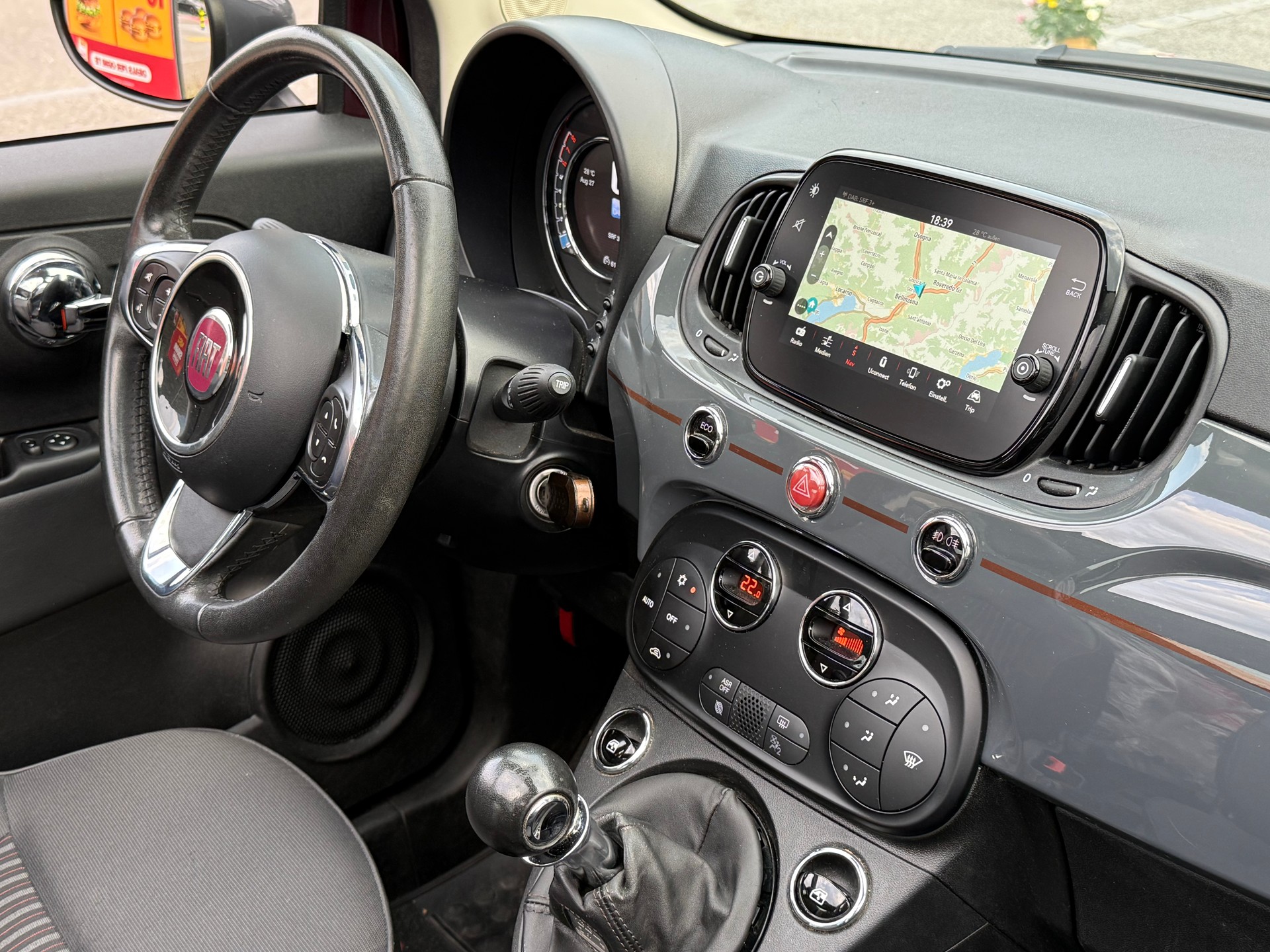 FIAT 500C 0.9 Twinair Rockstar-image-7