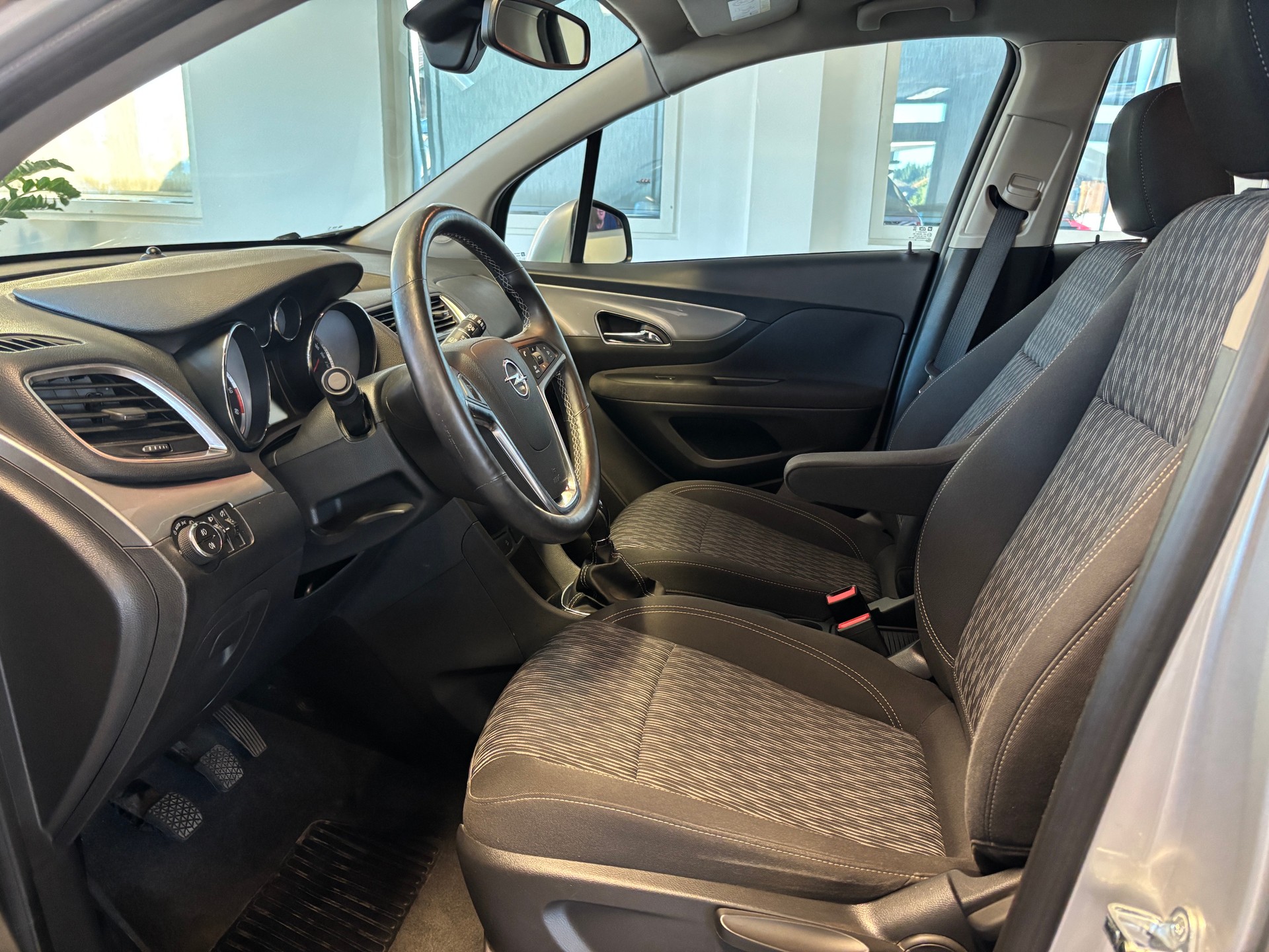 OPEL Mokka 1.6 CDTi Drive 4WD-image-5