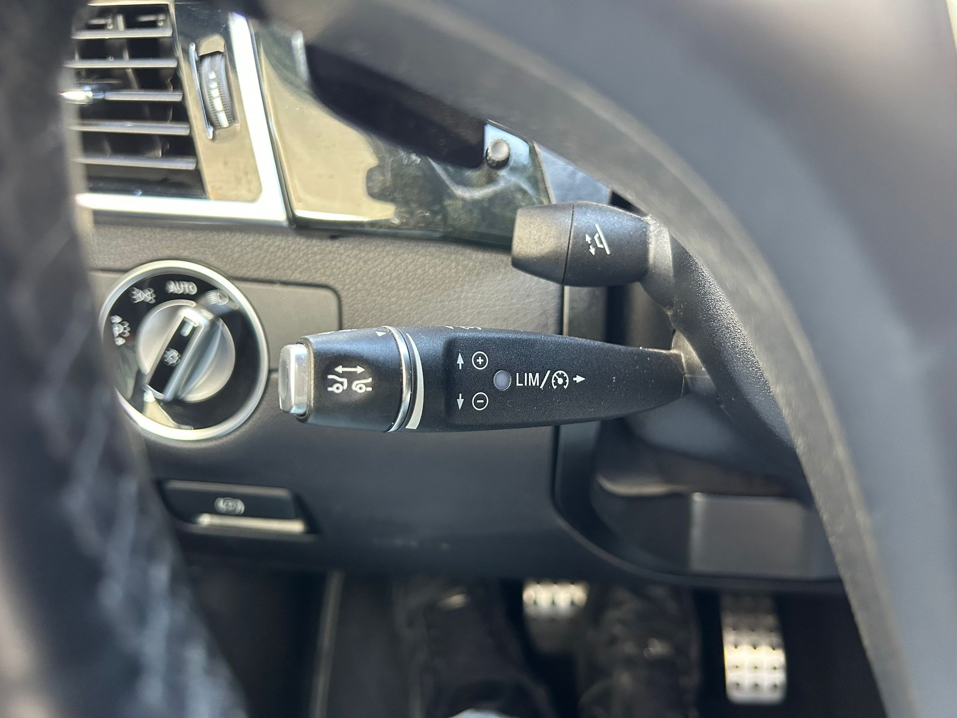 MERCEDES-BENZ GLE 350 d AMG-Line 4Matic 9G-Tronic-image-12