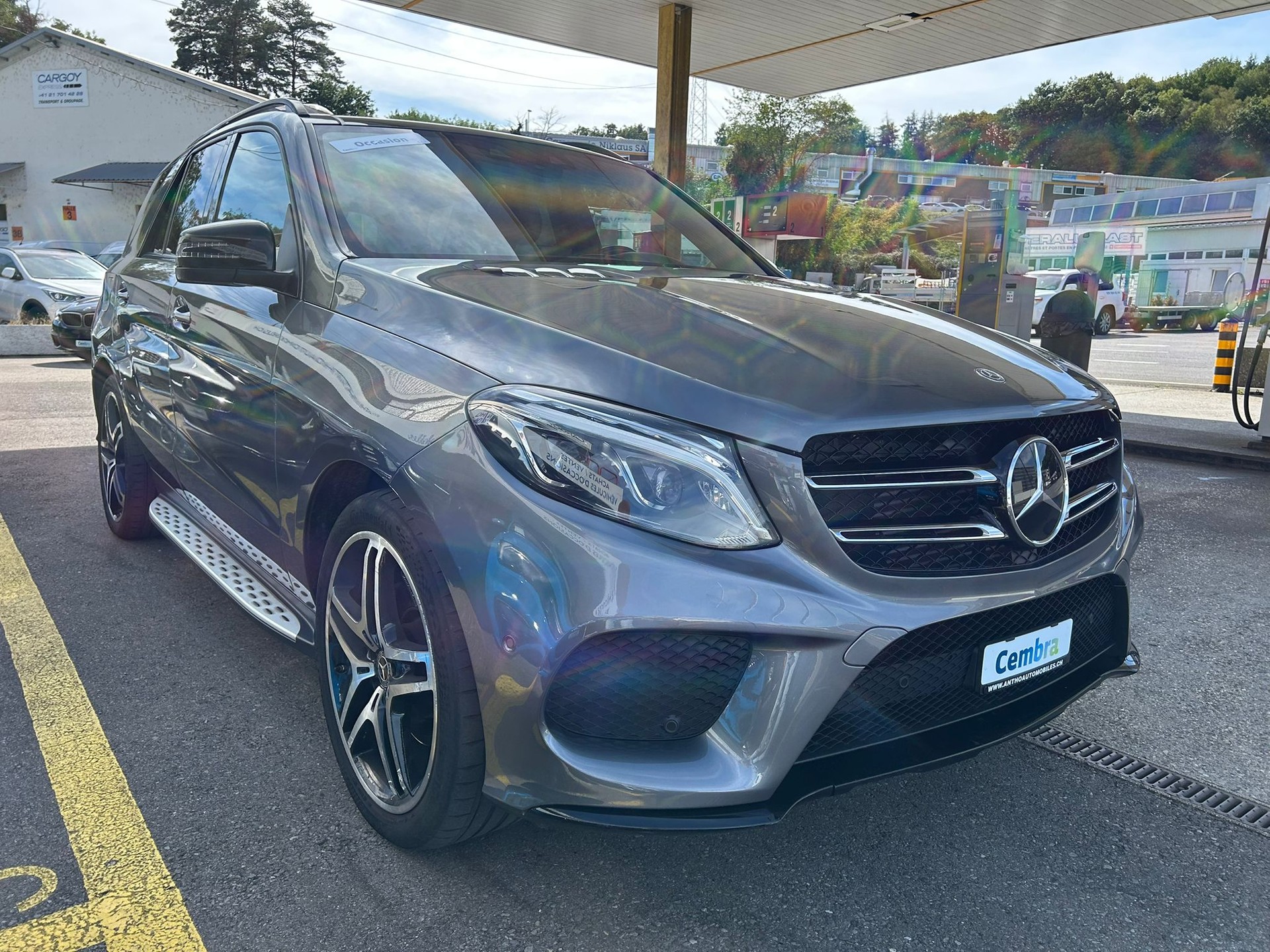 MERCEDES-BENZ GLE 350 d AMG-Line 4Matic 9G-Tronic-image-2