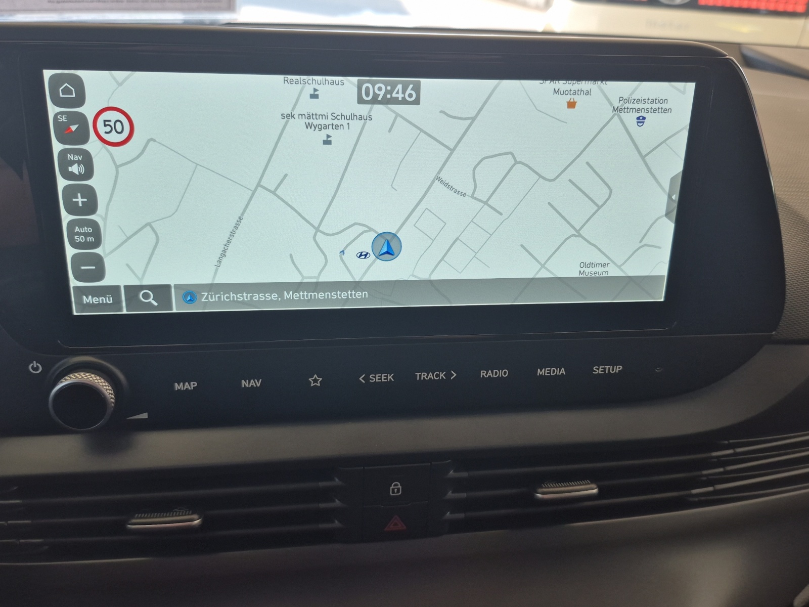 HYUNDAI Bayon 1.0 T-GDi Amplia Two Tone Safe tec-image-11
