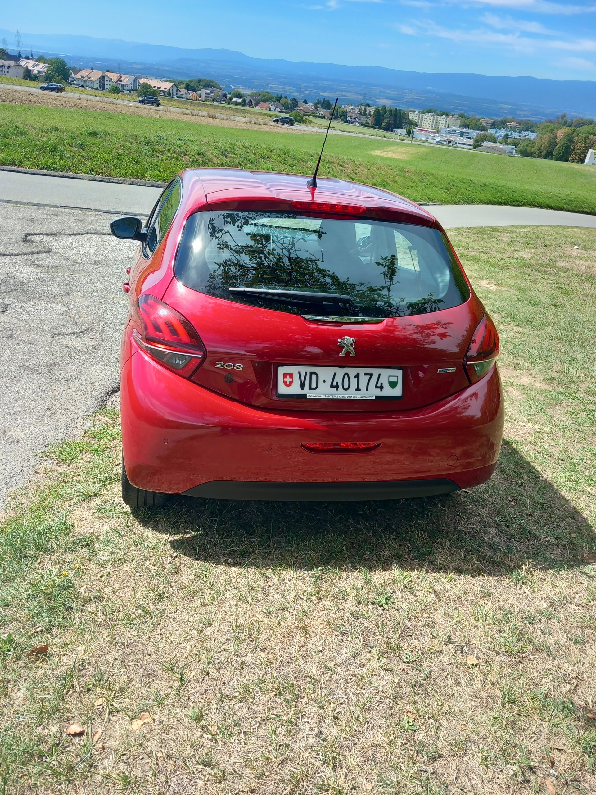 PEUGEOT 1.2 PureTech Style EGS S/S-image-2