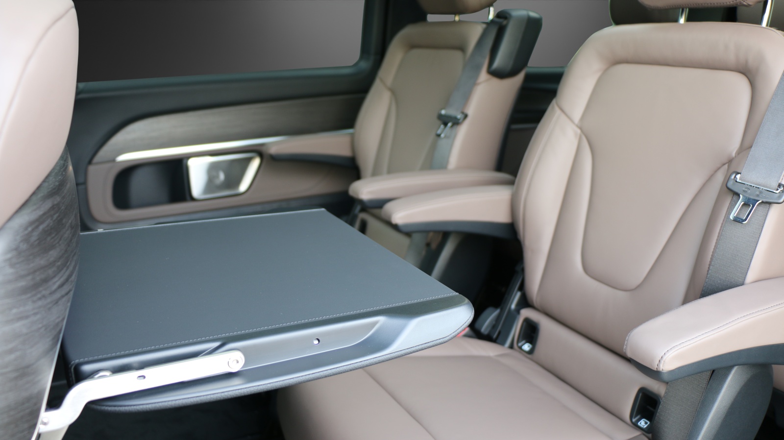 MERCEDES-BENZ V 300 d Exclusive Lang Swiss Edition 4Matic-image-10