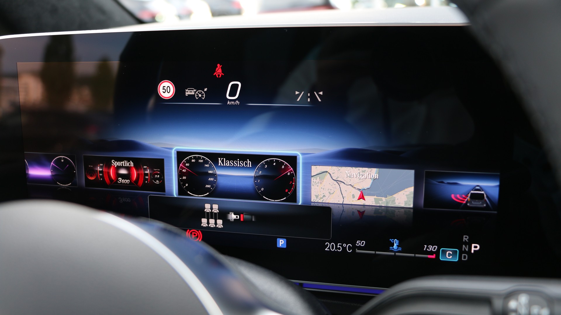 MERCEDES-BENZ V 300 d Exclusive Lang Swiss Edition 4Matic-image-21