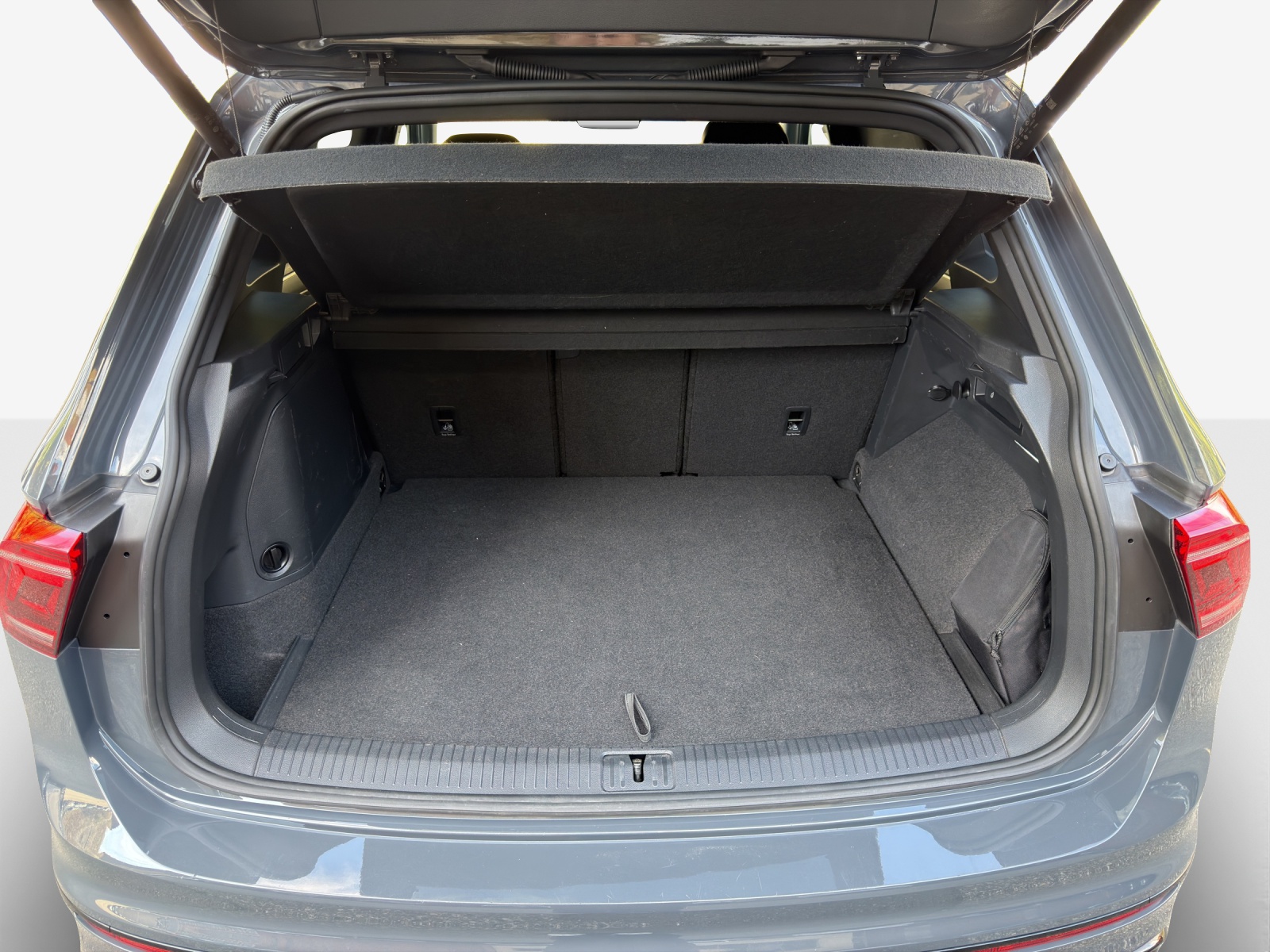 VW Tiguan 1.4TSI PHEV R-Line DSG-image-12