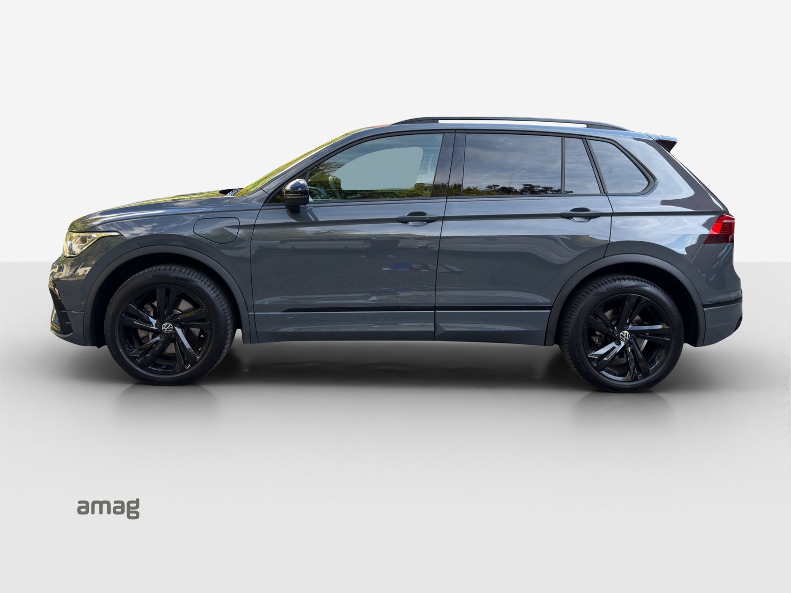 VW Tiguan 1.4TSI PHEV R-Line DSG-showroom-element-1