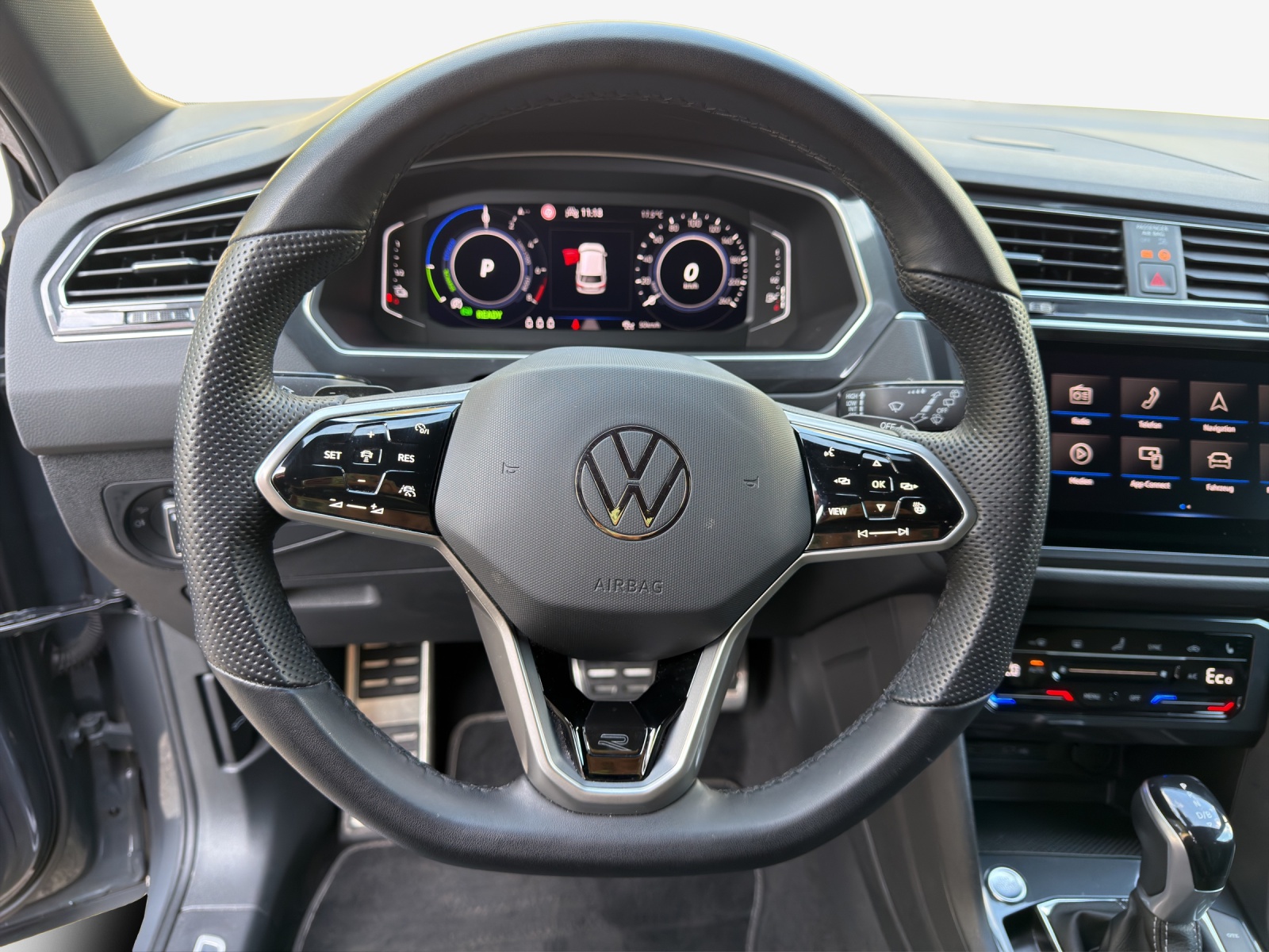 VW Tiguan 1.4TSI PHEV R-Line DSG-image-9