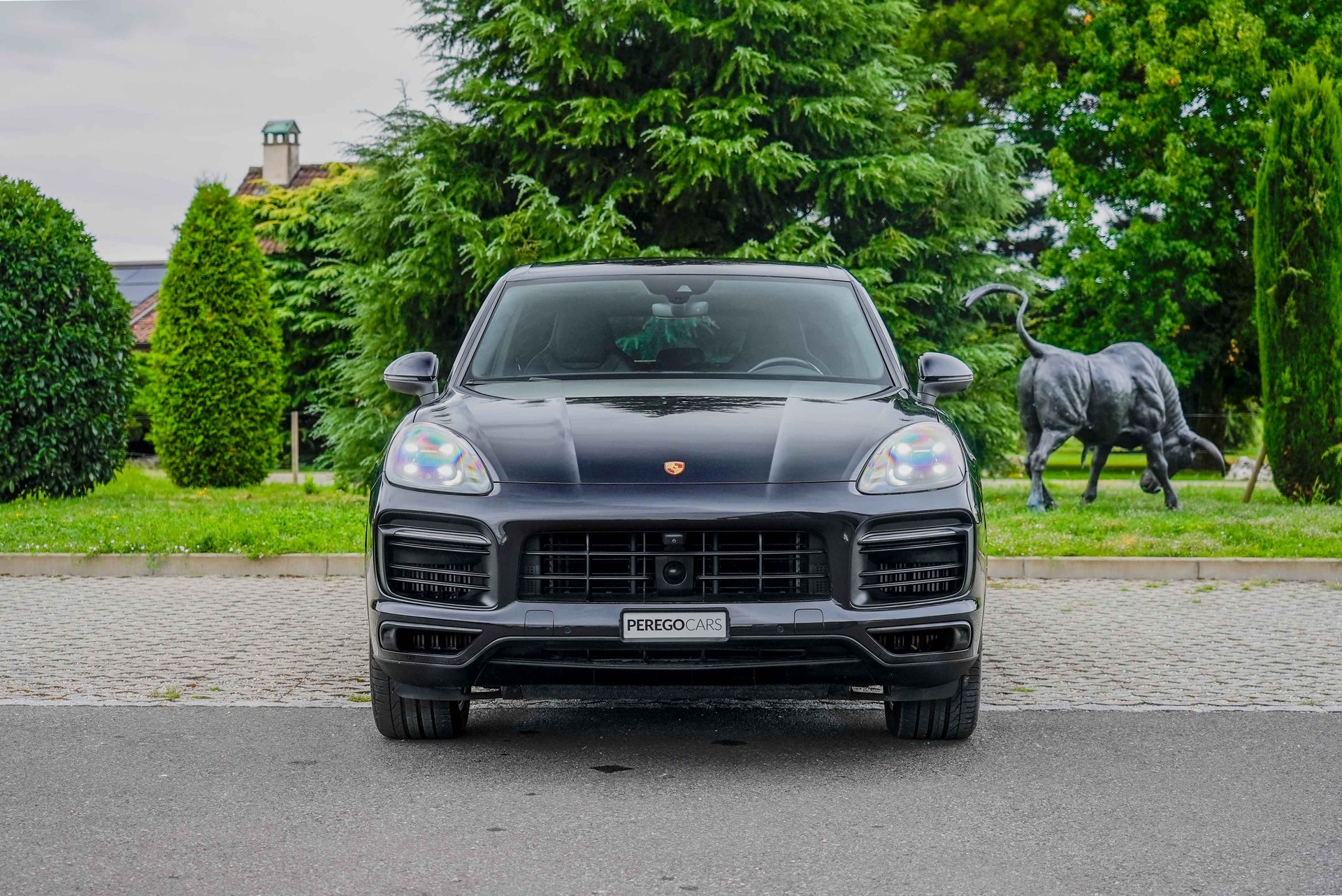 PORSCHE Cayenne S-image-2