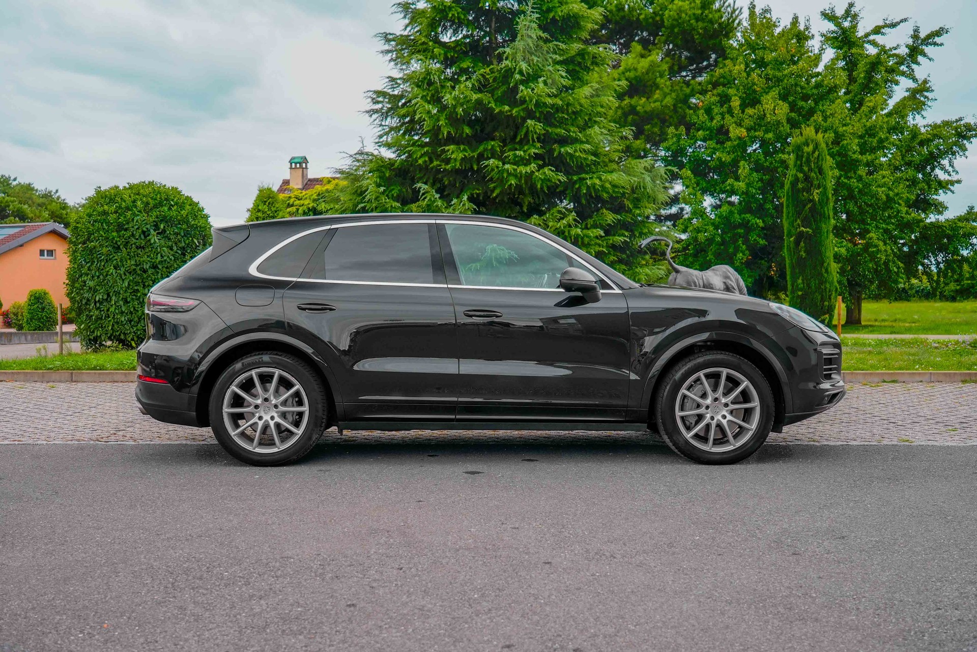 PORSCHE Cayenne S-image-3