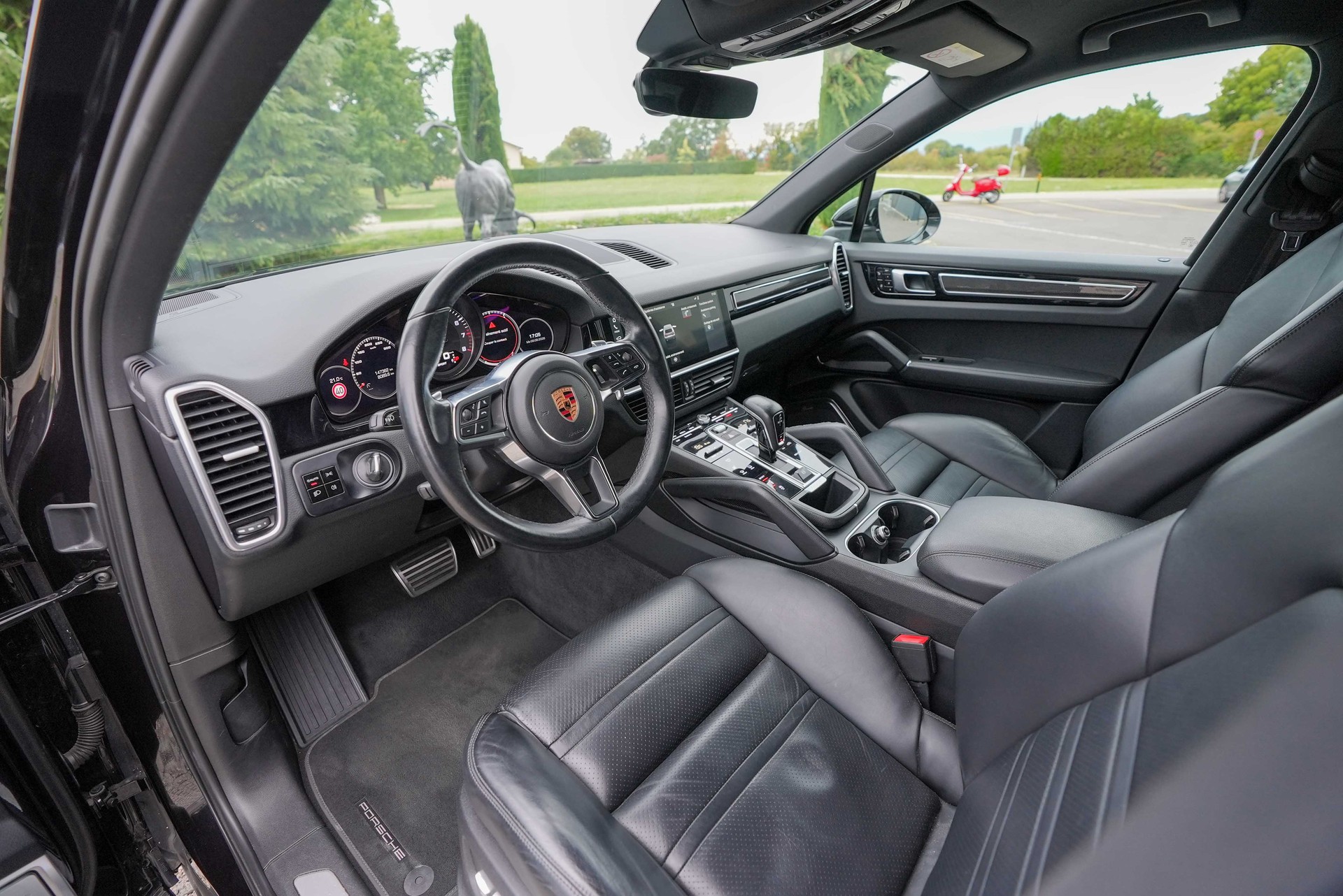 PORSCHE Cayenne S-image-7
