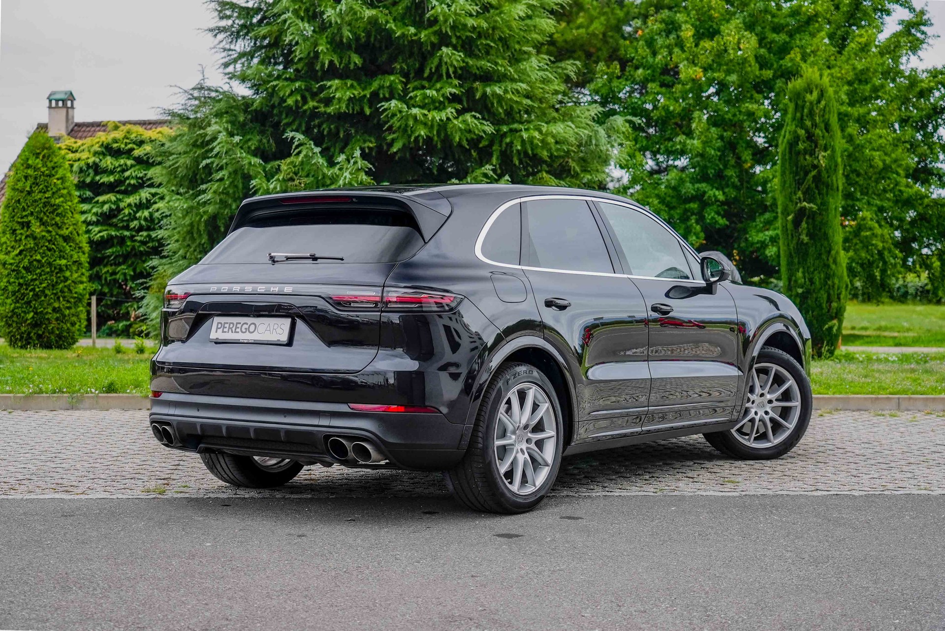 PORSCHE Cayenne S-image-4
