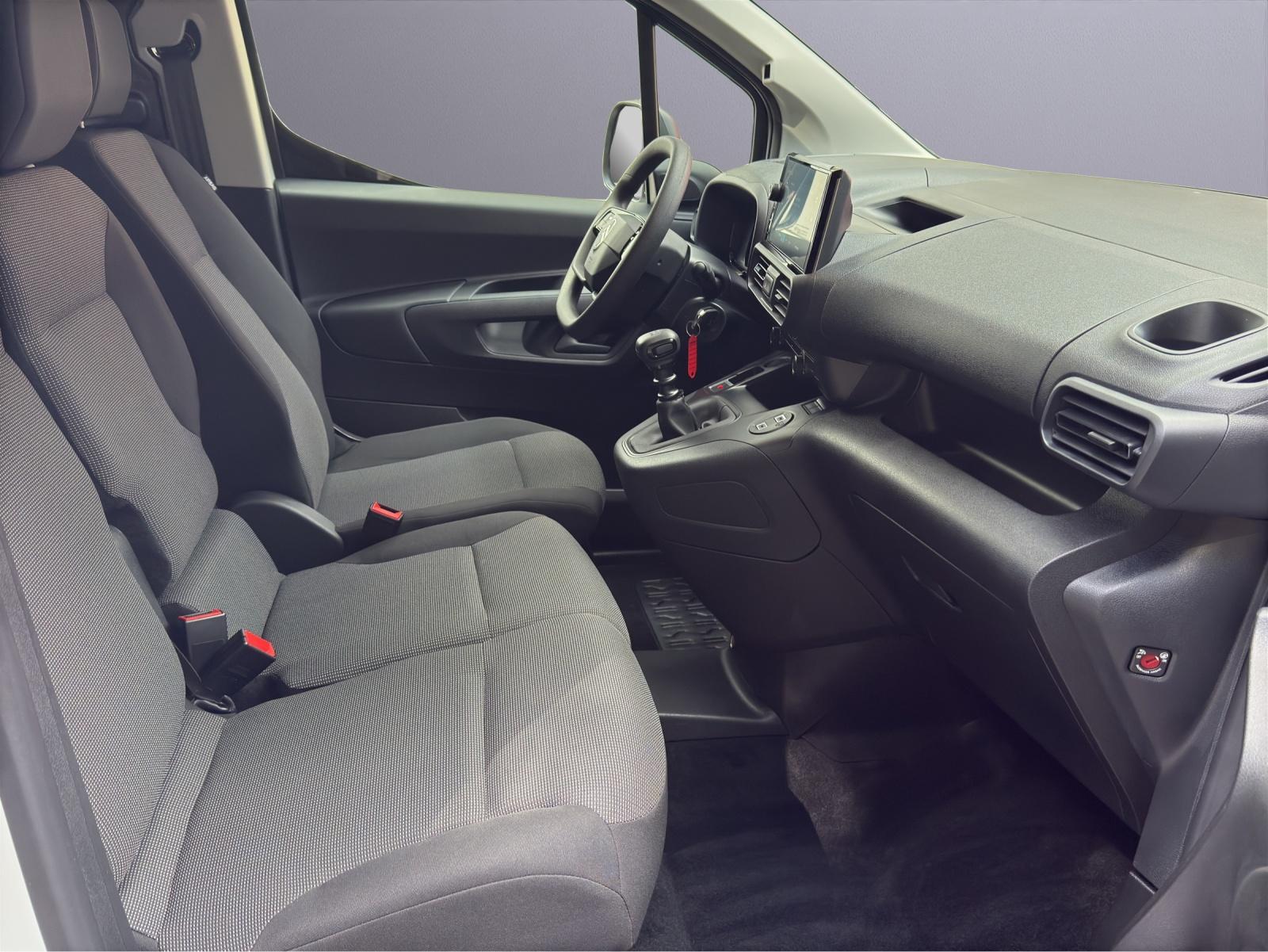 CITROEN Berlingo M 1.2 PureTech 110 First S/S-image-8