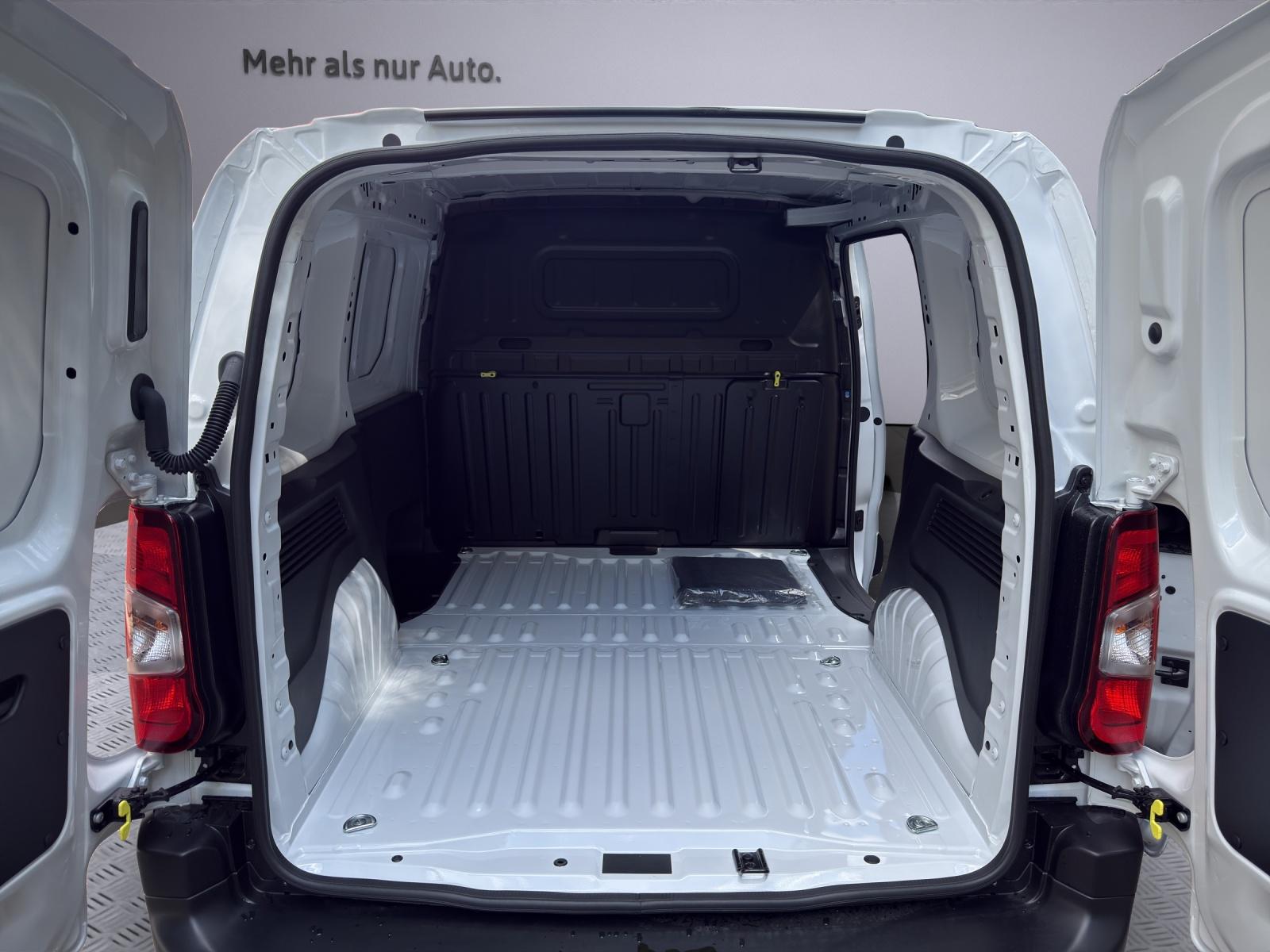 CITROEN Berlingo M 1.2 PureTech 110 First S/S-image-10