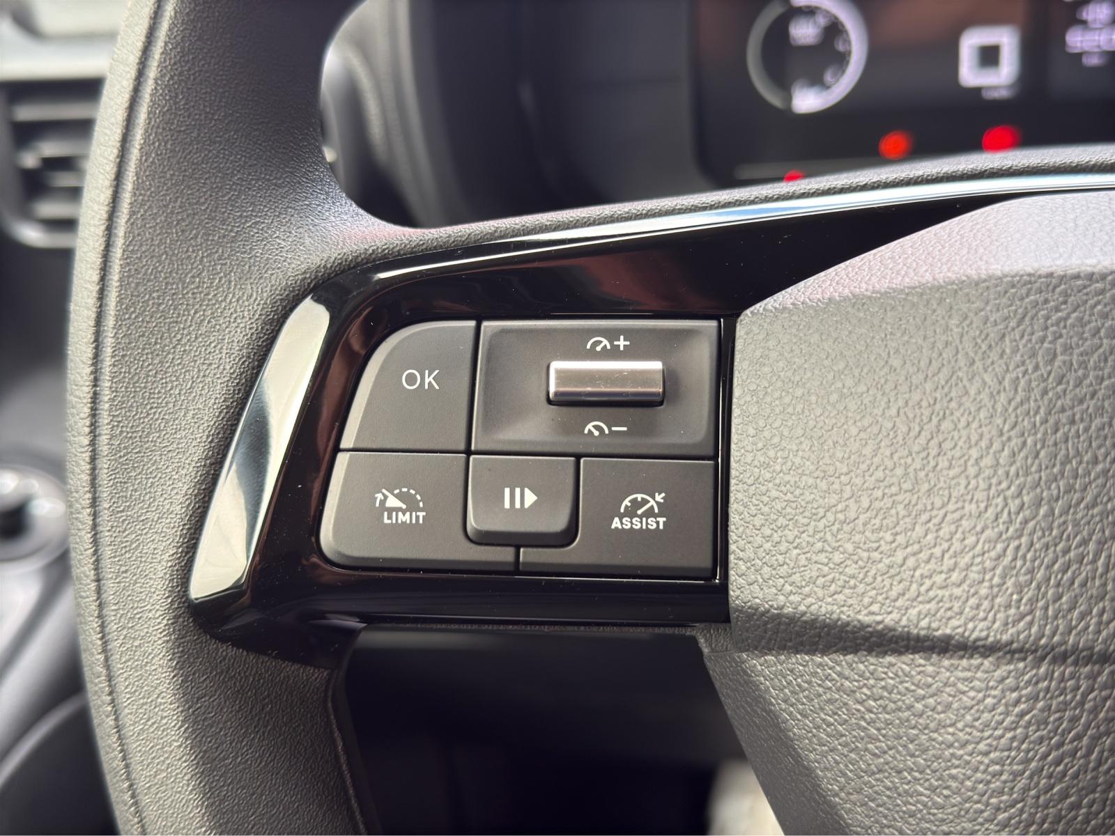 CITROEN Berlingo M 1.2 PureTech 110 First S/S-image-14