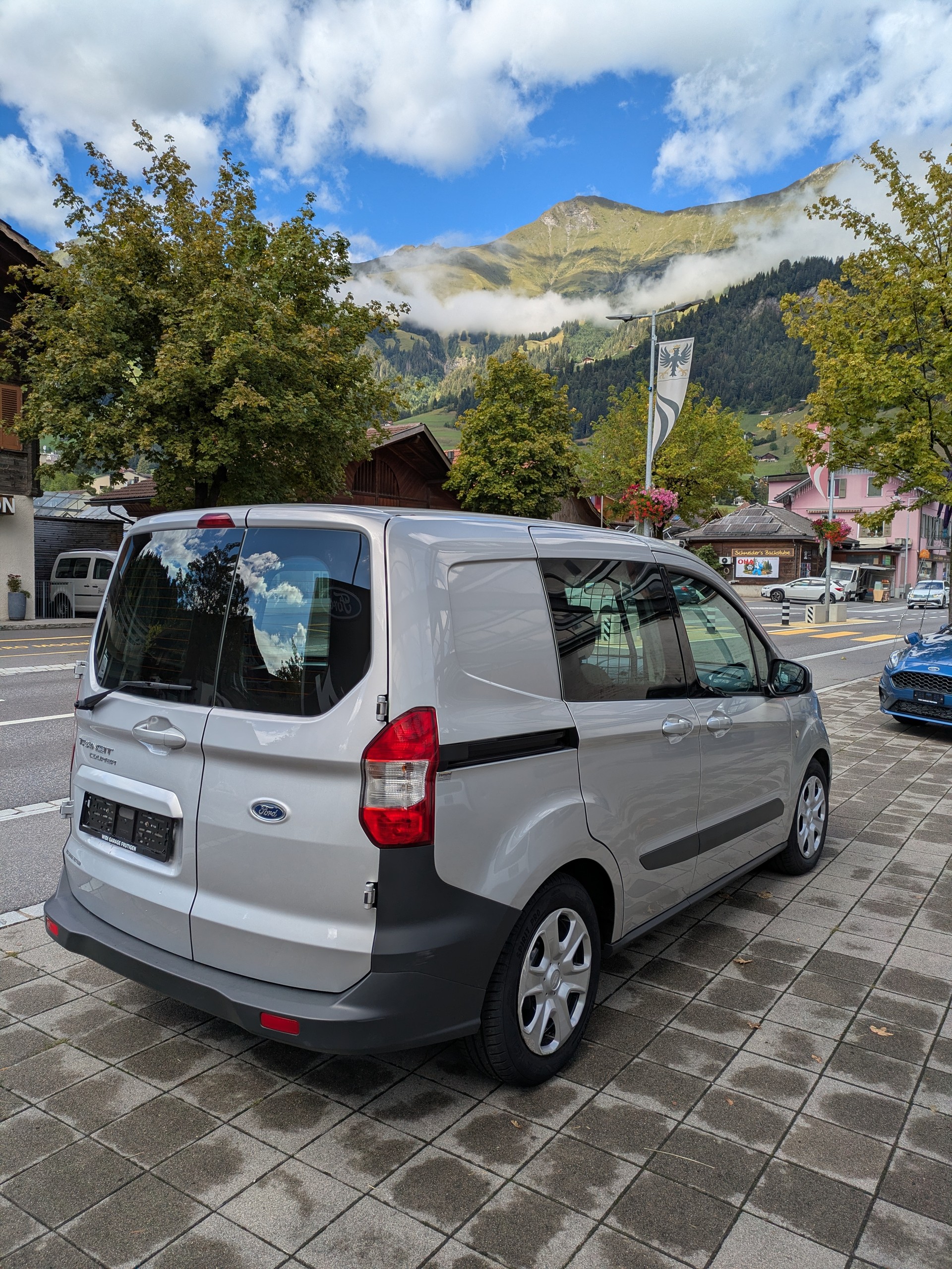 FORD Transit Courier Van 1.0 EcoB Ambiente-image-6