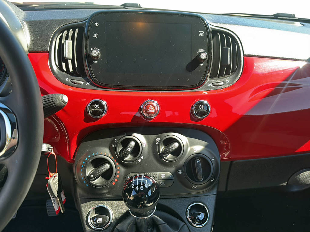 FIAT 500 1.0 Hybrid Dolcevita-image-10