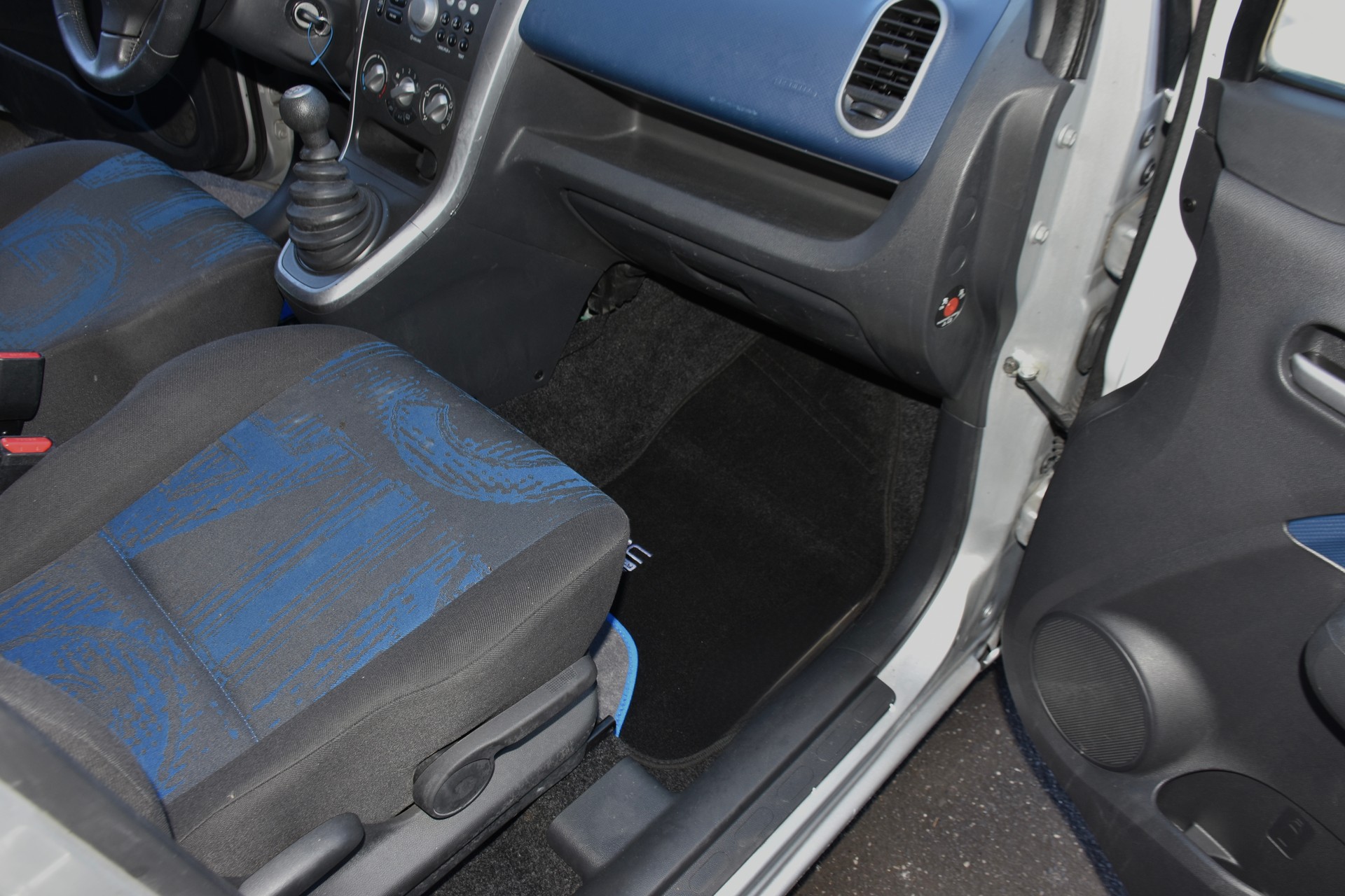 OPEL Agila 1.2 Enjoy-image-4