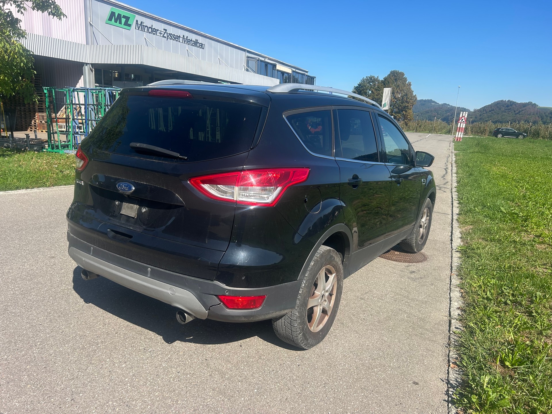 FORD Titanium 2.0 TDCI 4x4-image-2