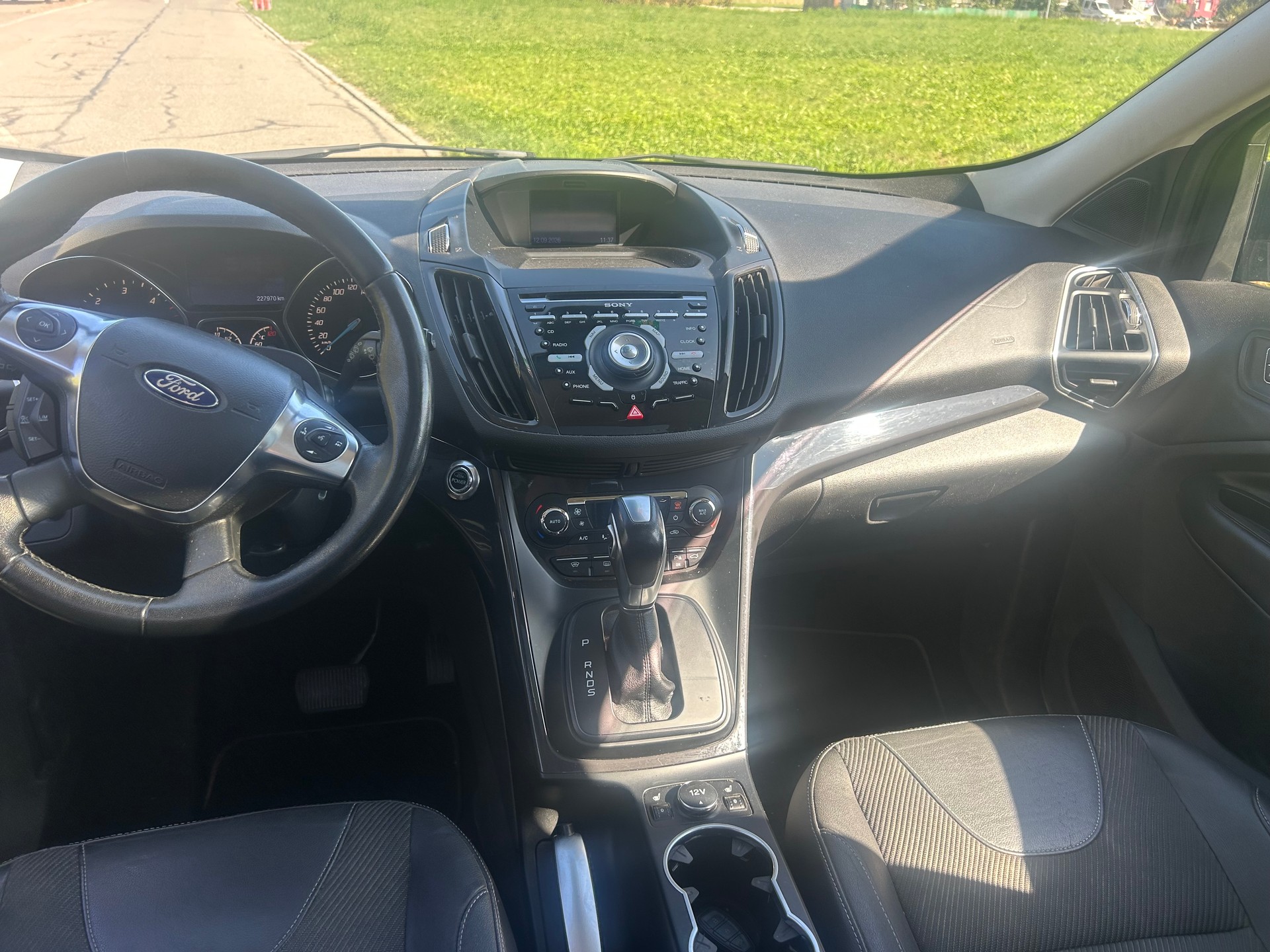 FORD Titanium 2.0 TDCI 4x4-image-7