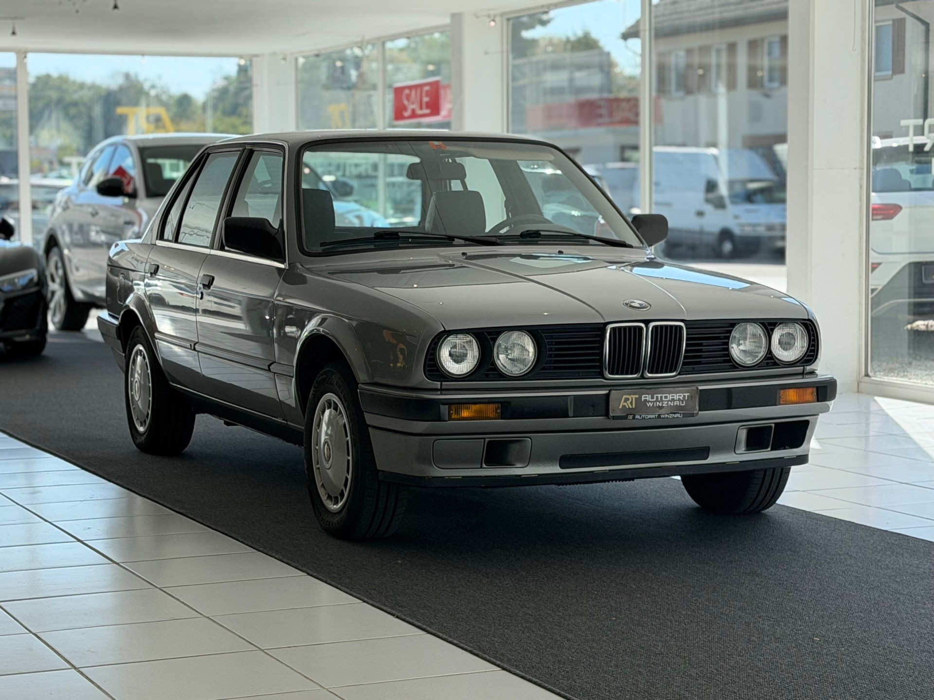 BMW 318i E30 **Frisch ab MFK & Service**-image-2