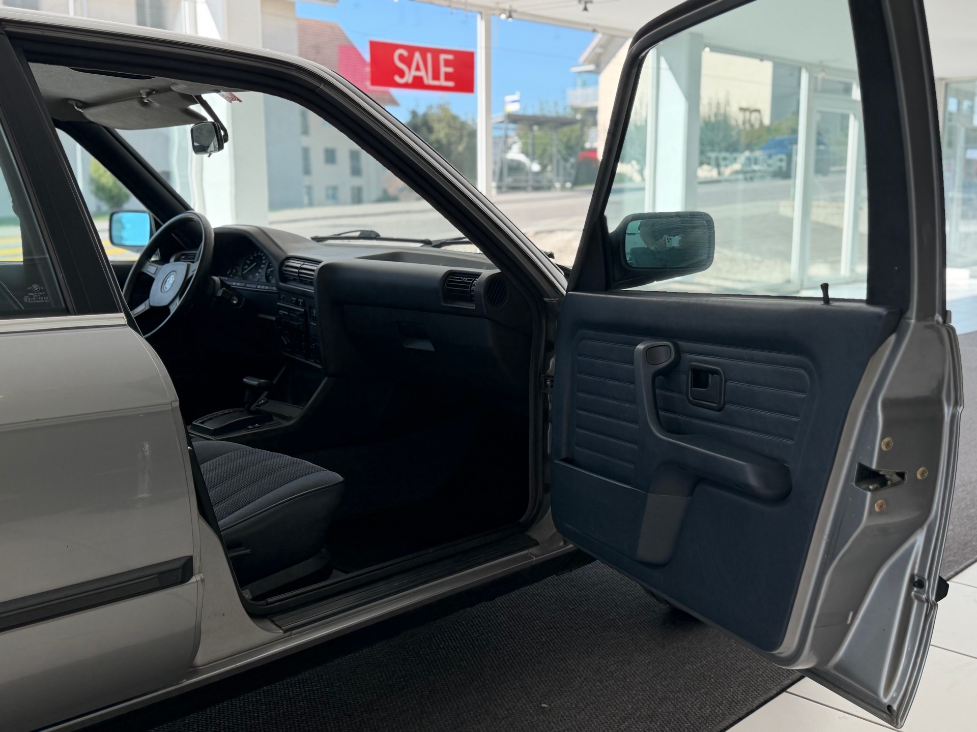 BMW 318i E30 **Frisch ab MFK & Service**-image-16