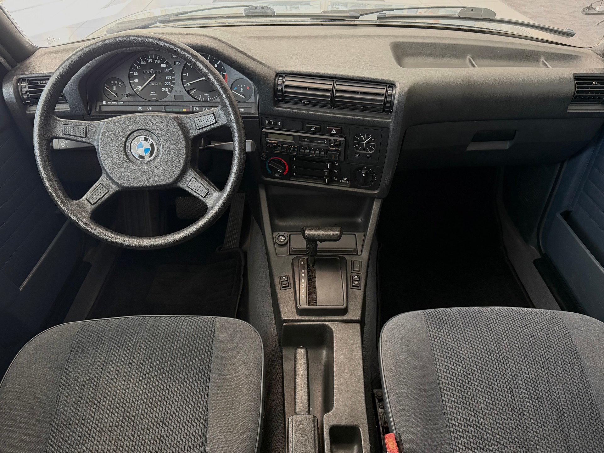 BMW 318i E30 **Frisch ab MFK & Service**-image-13