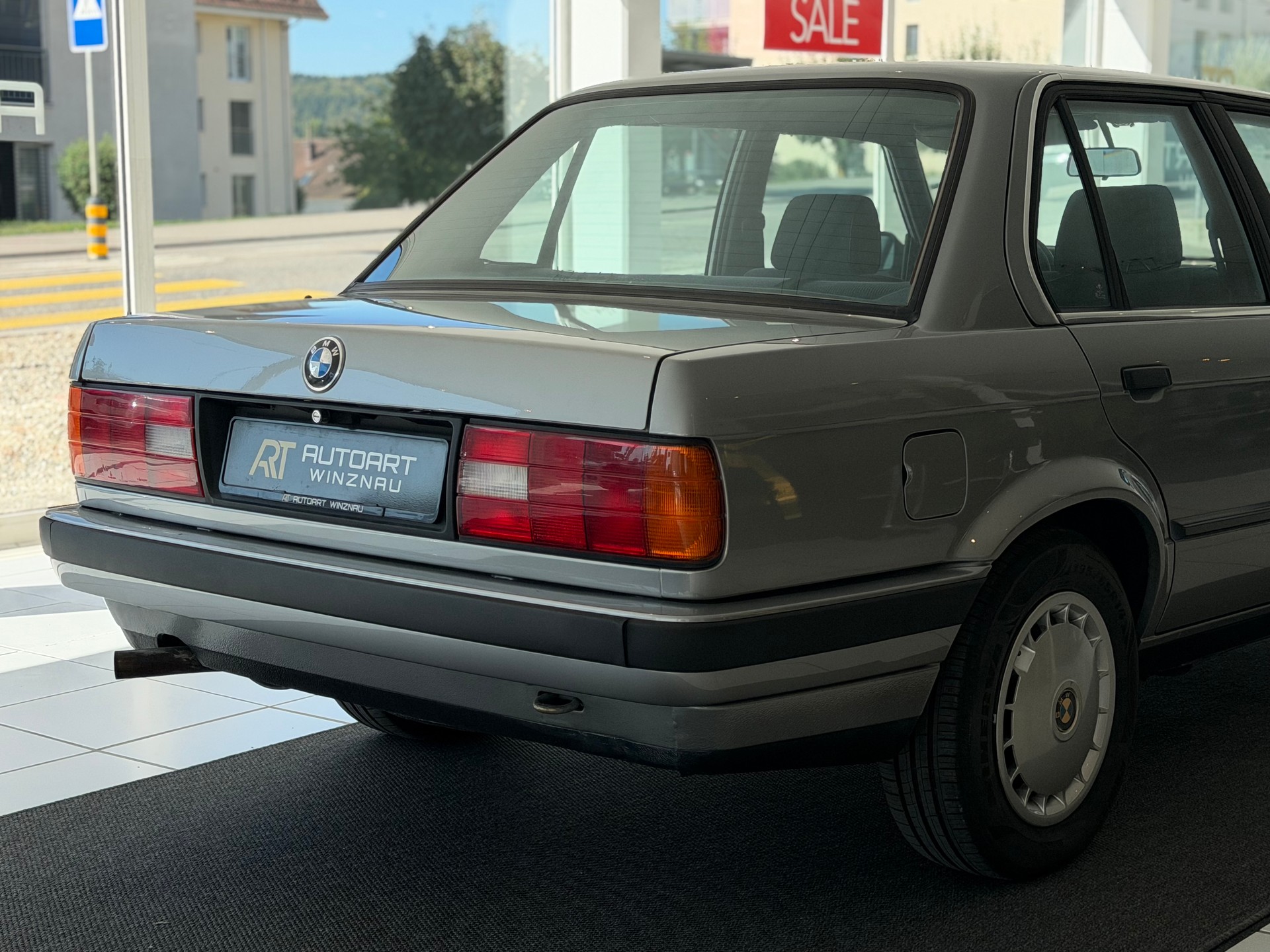 BMW 318i E30 **Frisch ab MFK & Service**-image-7