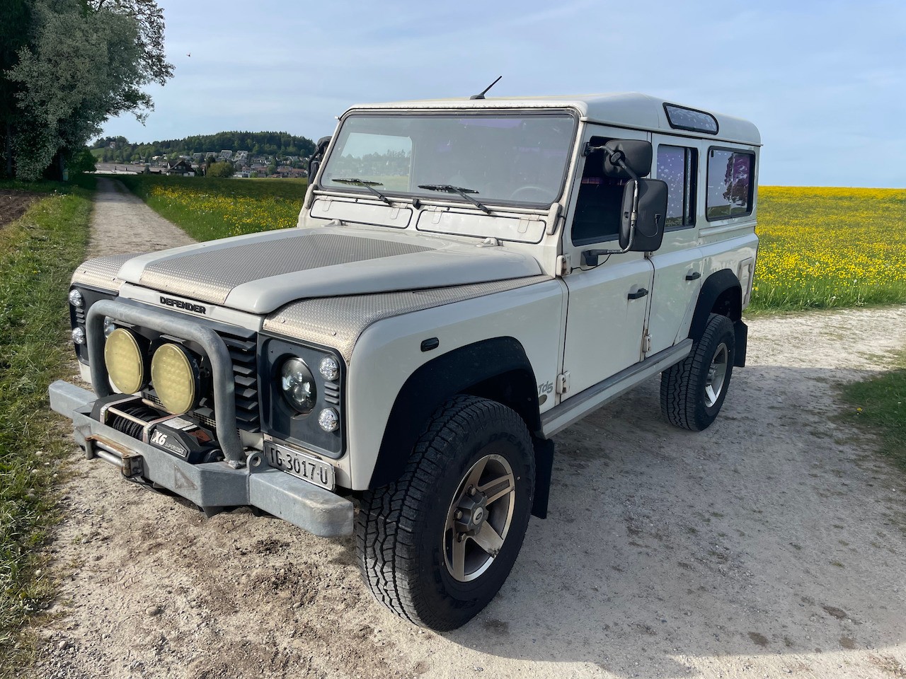 LAND ROVER Defender 110 SW 2.5 Td5-image-6