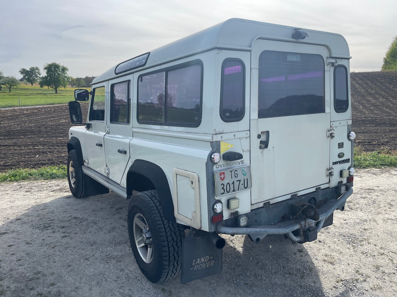 LAND ROVER Defender 110 SW 2.5 Td5-image-5