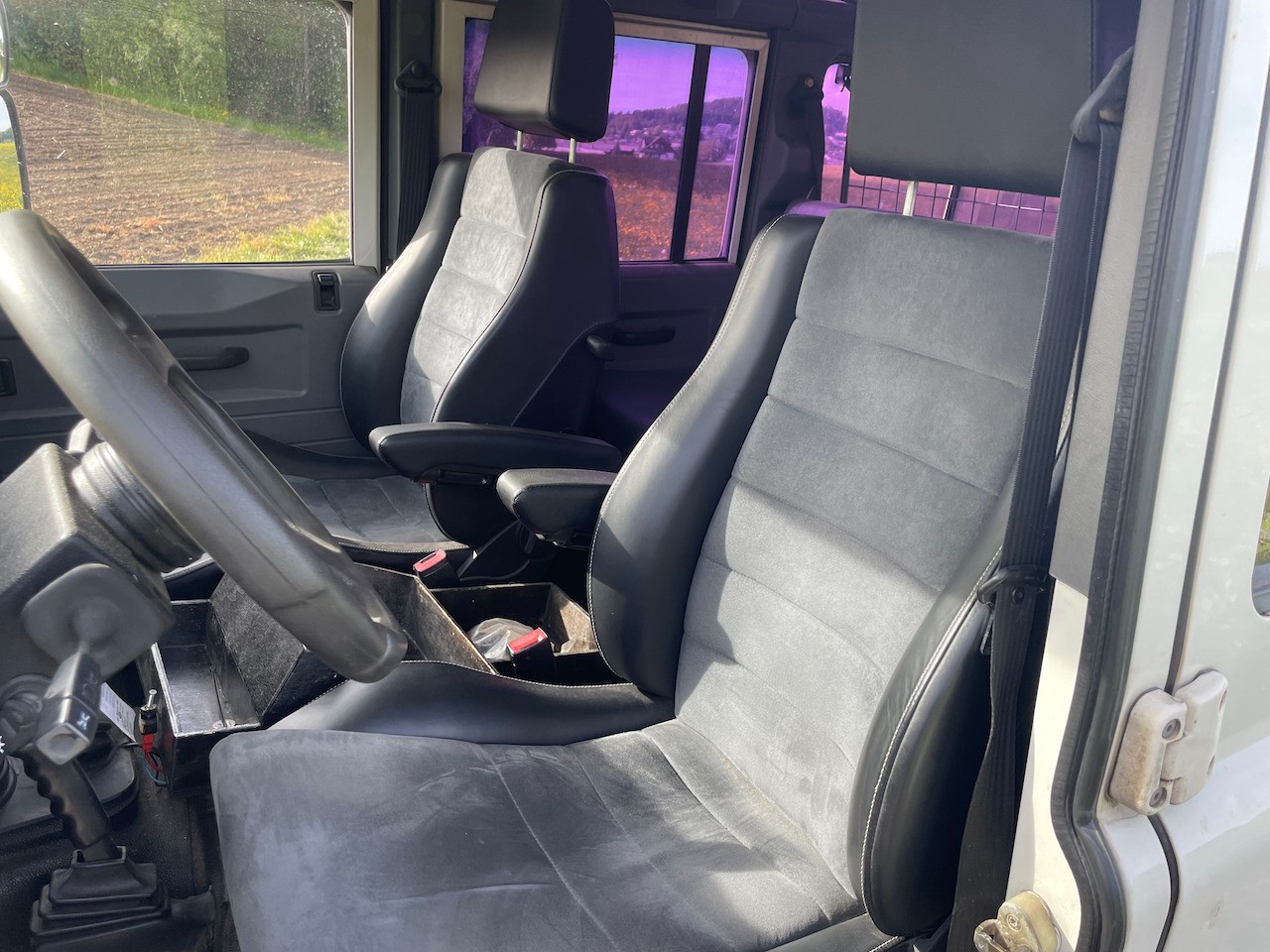 LAND ROVER Defender 110 SW 2.5 Td5-image-3