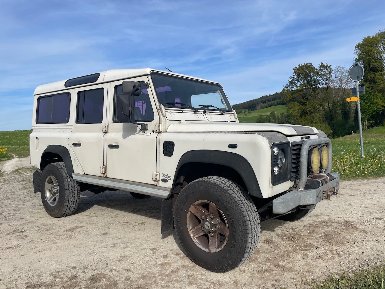 LAND ROVER Defender 110 SW 2.5 Td5-image-0