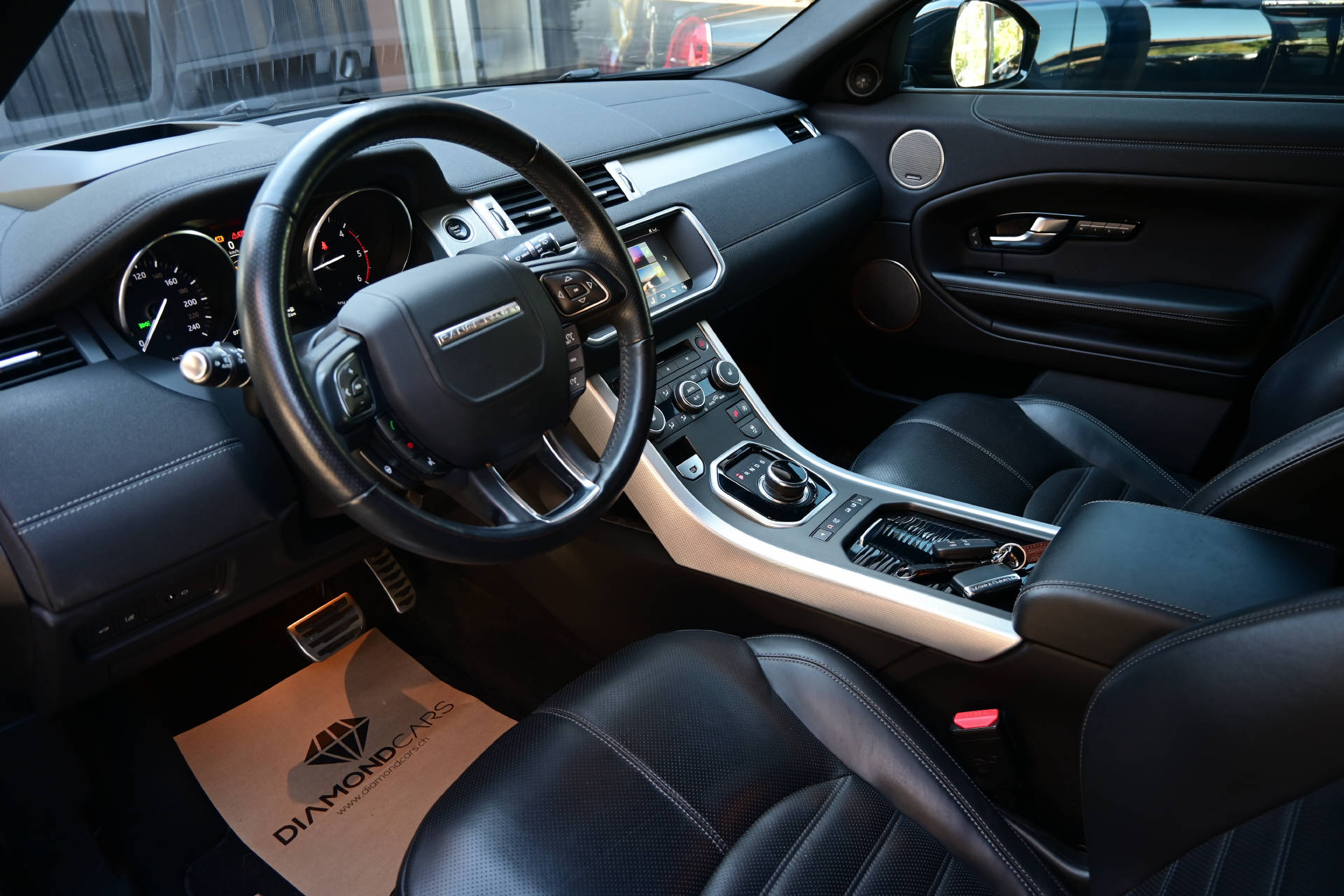 LAND ROVER Range Rover Evoque 2.0 TD4 HSE Dynamic-image-12