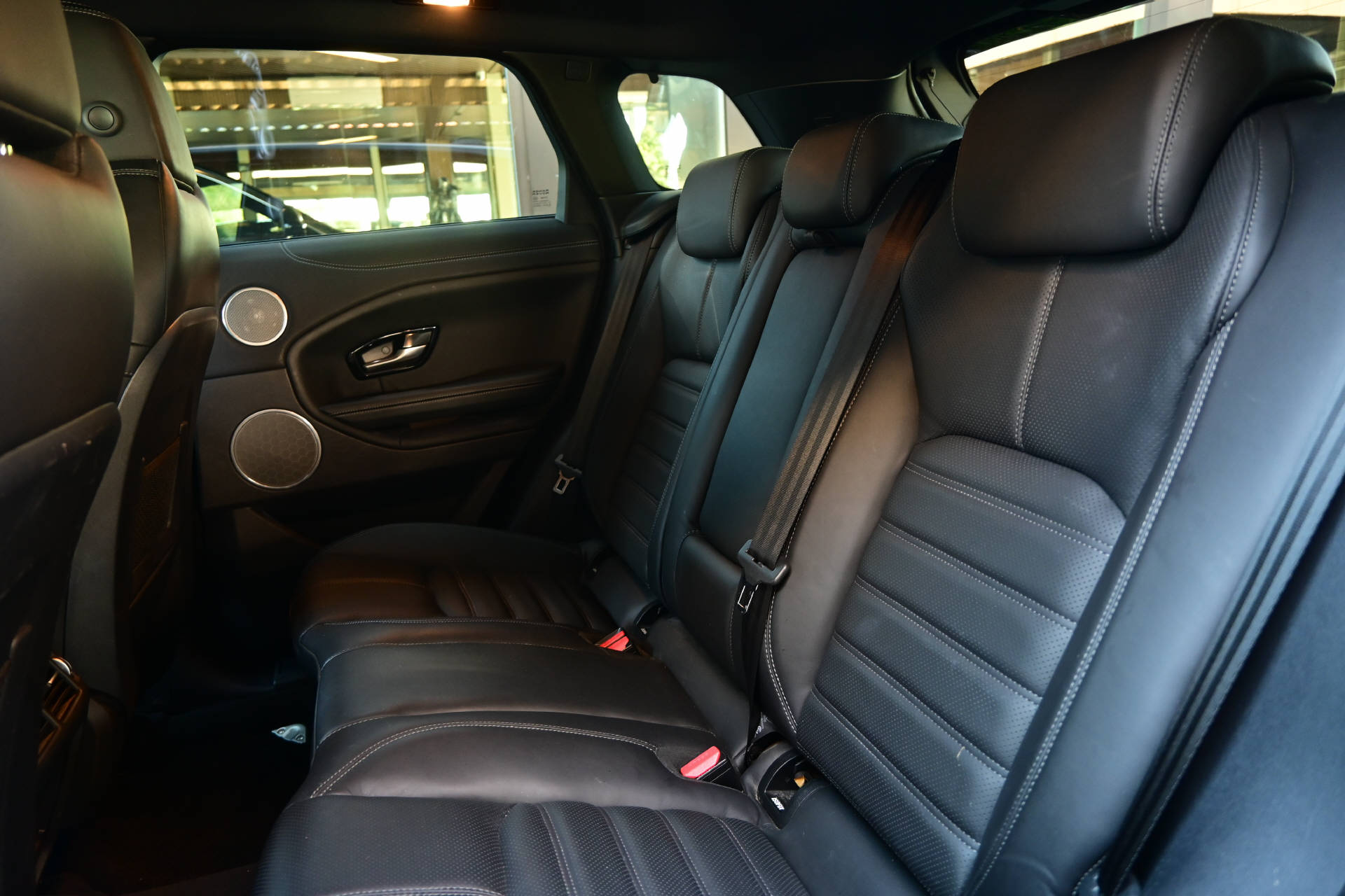 LAND ROVER Range Rover Evoque 2.0 TD4 HSE Dynamic-image-25