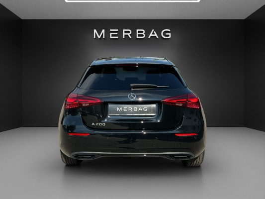 MERCEDES-BENZ A 200 Night Star 7G-DCT-image-4