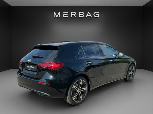 MERCEDES-BENZ A 200 Night Star 7G-DCT-image-3