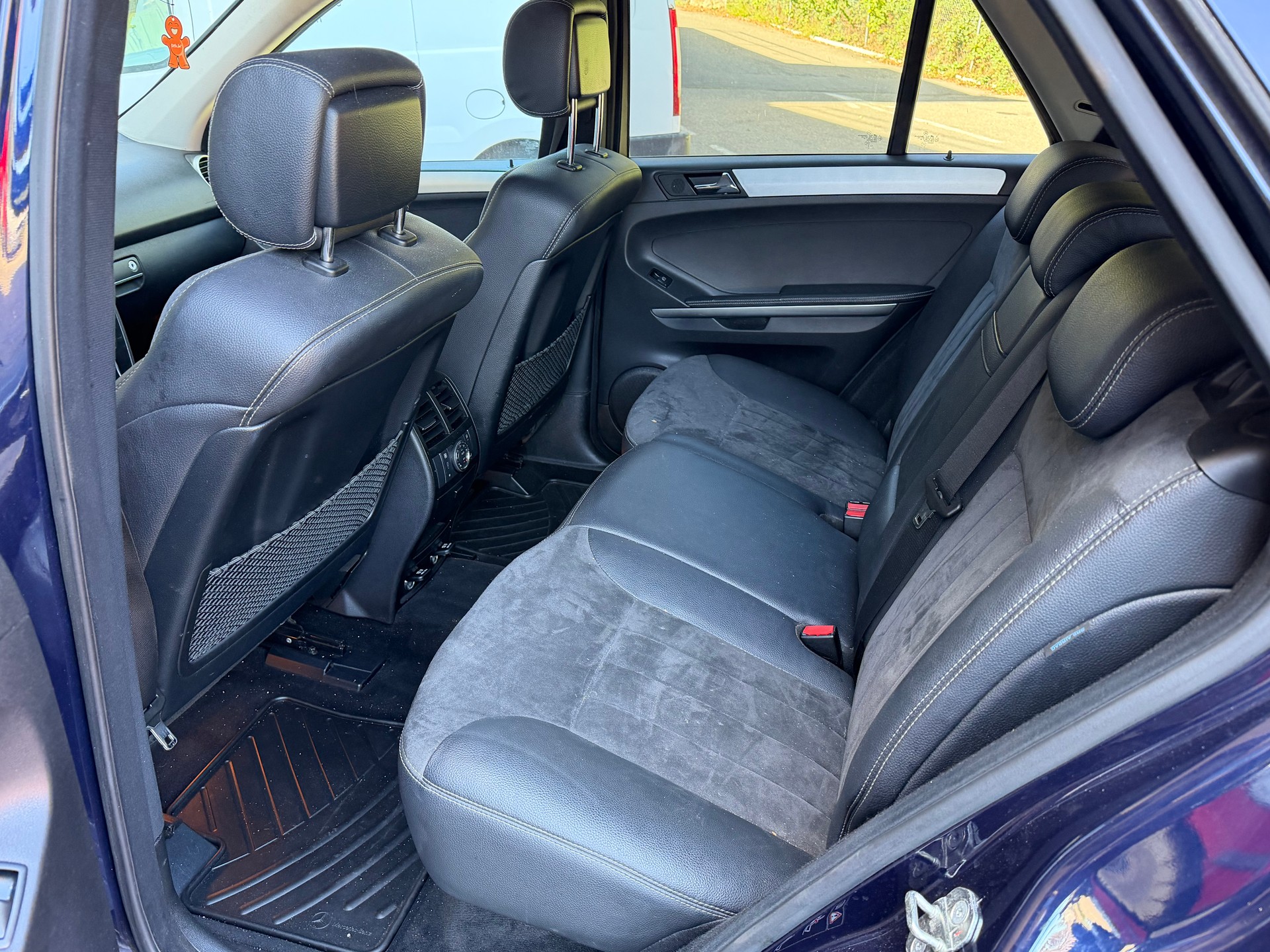 MERCEDES-BENZ ML 280 CDI 4Matic 7G-Tronic-image-4