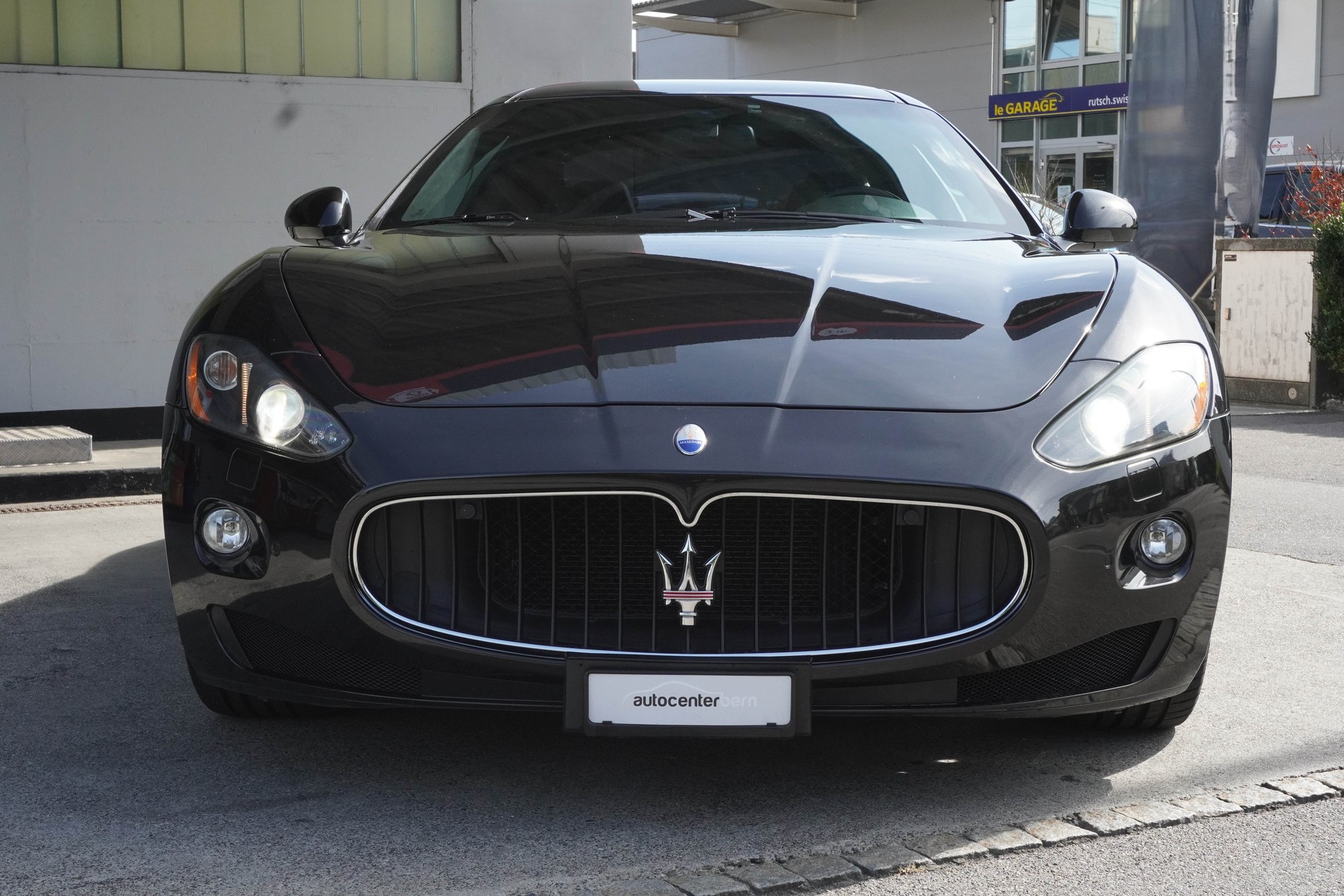MASERATI GranTurismo S Automatica-image-2